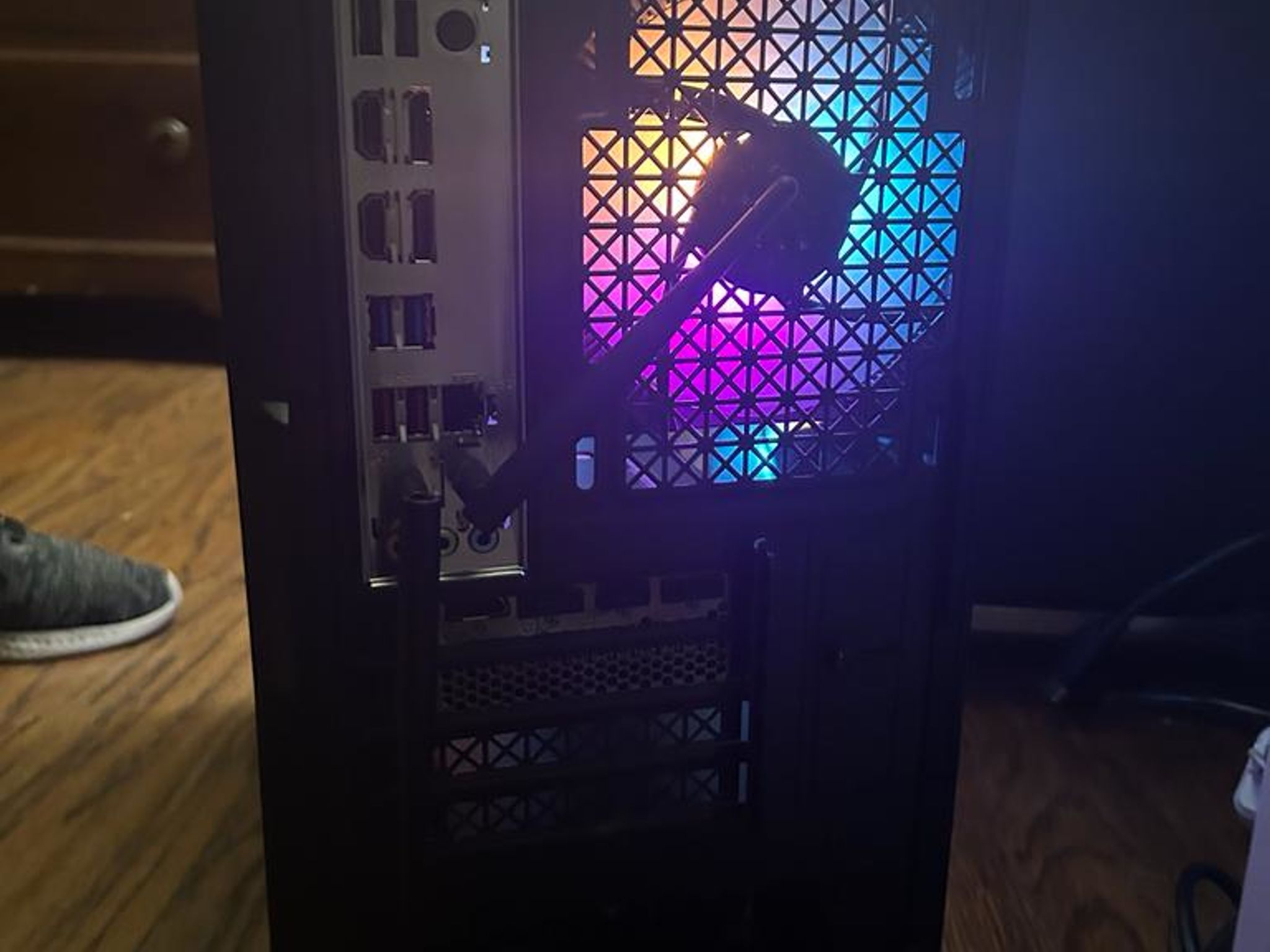 Gaming PC intel I3 12100f, AMD RX 6600