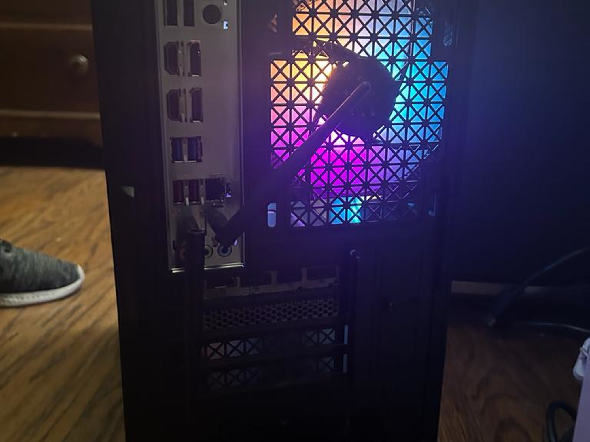 Gaming PC intel I3 12100f, AMD RX 6600