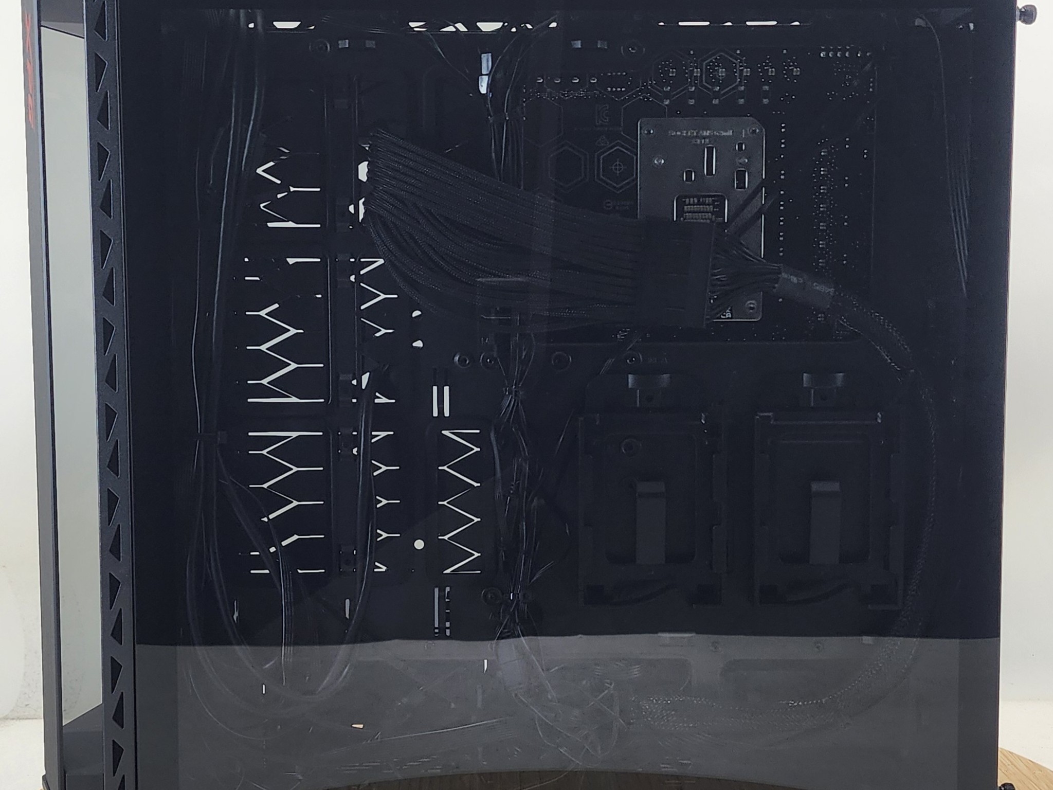 Gaming PC Ryzen 5 9600X 16GB RAM 1TB SSD RTX 4060 Ti 16GB Windows 11 Computer