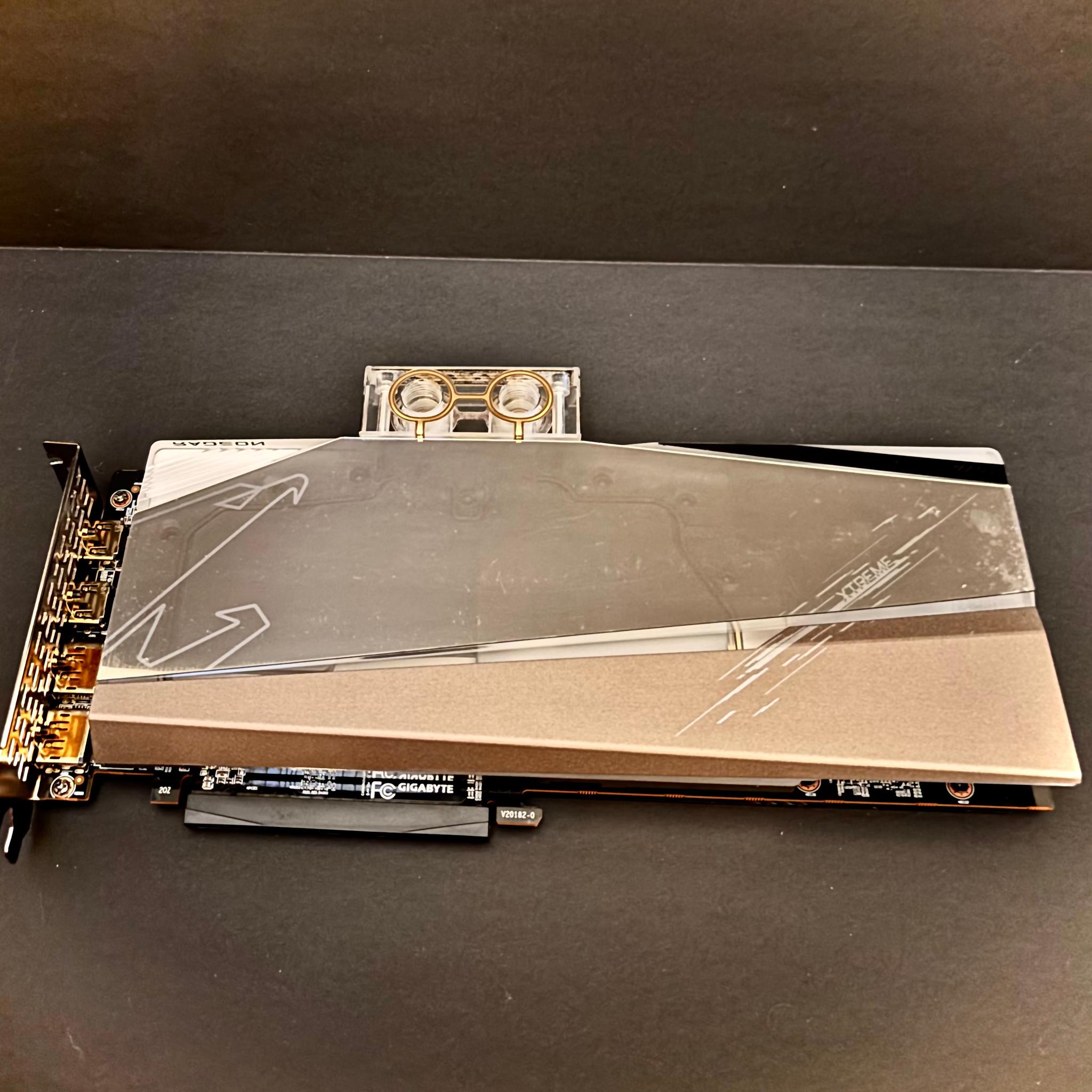 AORUS Radeon RX 6900 XT Waterforce WB 16GB