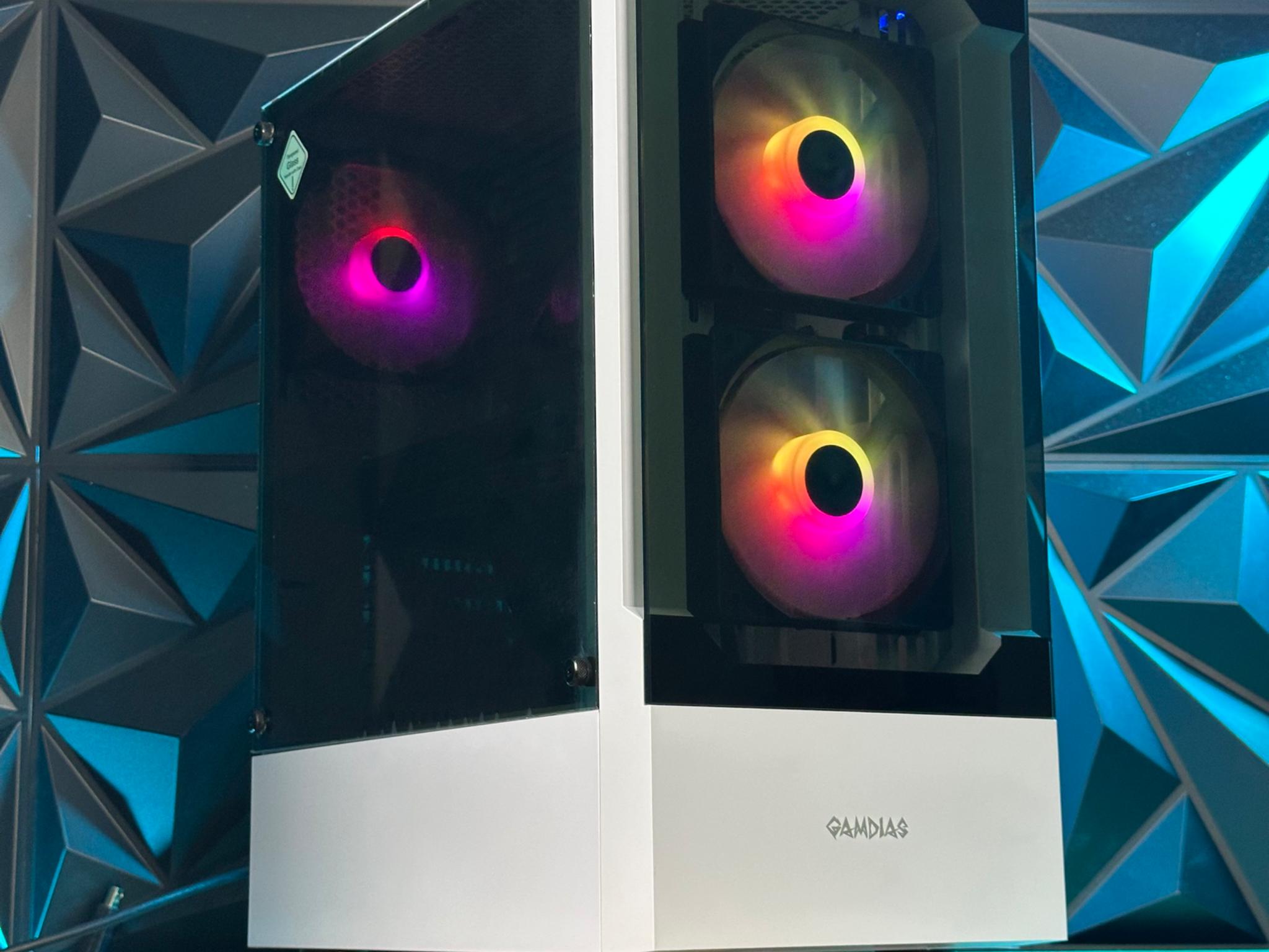Nvidia Geforce RTX 4060 - Intel Core i7 - 32GB RAM -  SSD + 1TB Windows 11 Custom Gaming PC