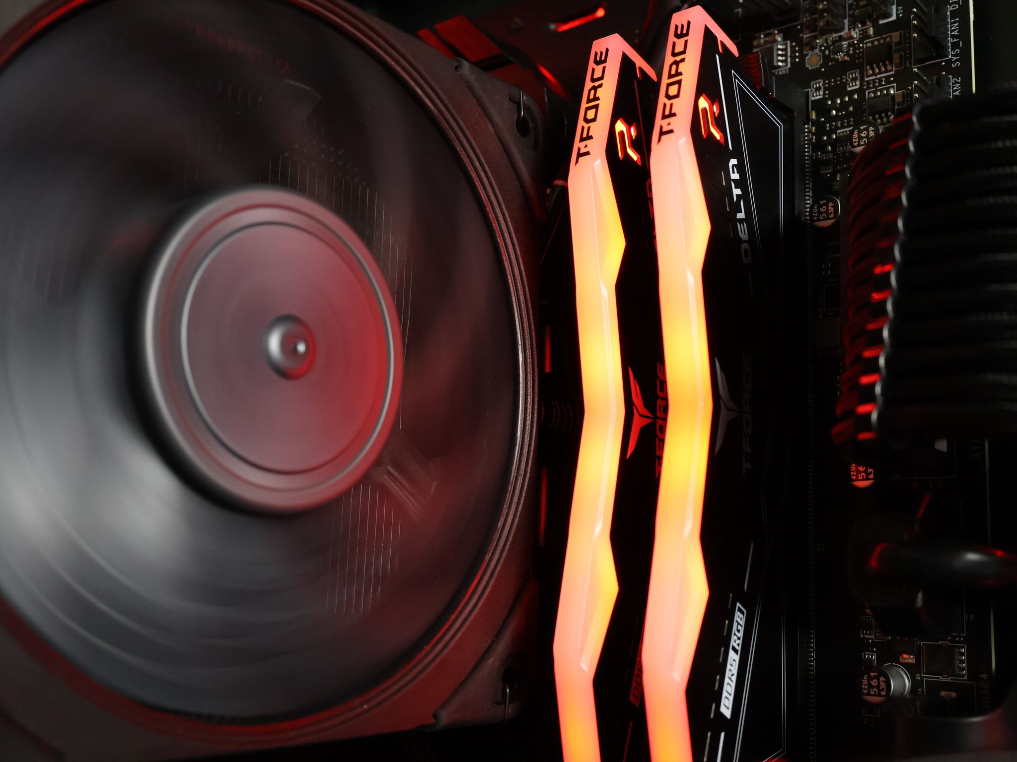 1440P Editing/Gaming PC | AMD RX 7800 XT | INTEL i7 13700K | 16GB DDR5 | 1TB SSD