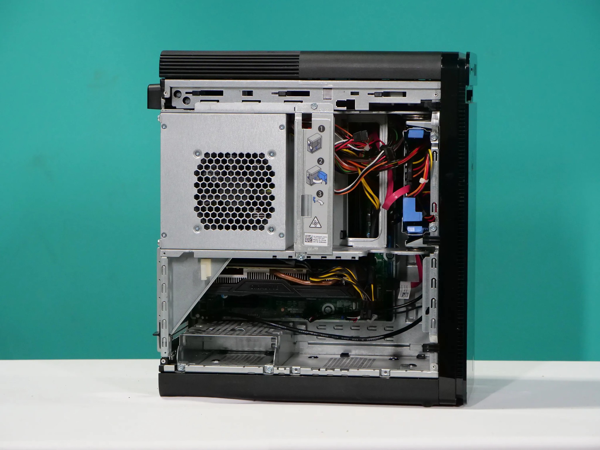 UCW Ready to Play e-sports "XPYes 2" Build (i7-6700 + GTX 1060 3GB + 16gb RAM + 1tb ssd)