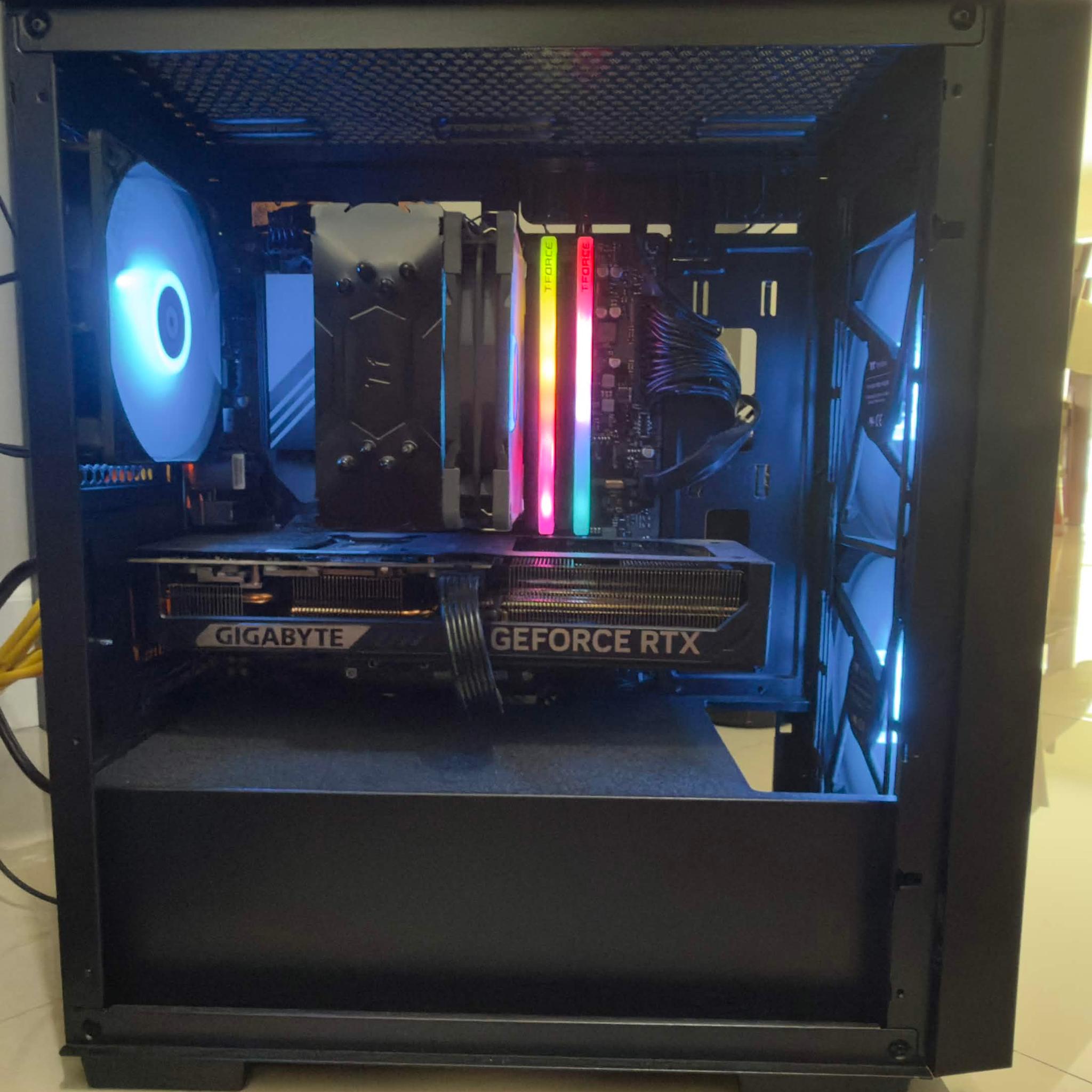 RTX 5070 Gaming PC | i7-14700F | 32GB DDR5-6000 | 2TB SSD