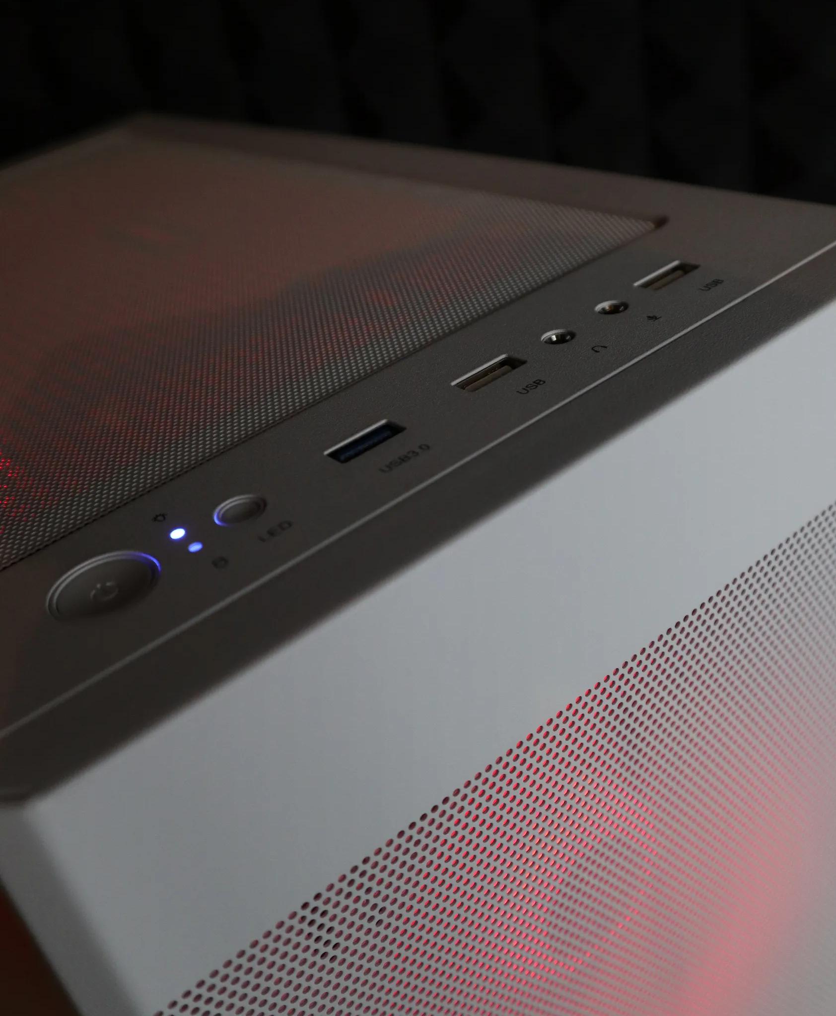 Rota | Ryzen 5 3500X/GTX 1080 8GB Gaming PC