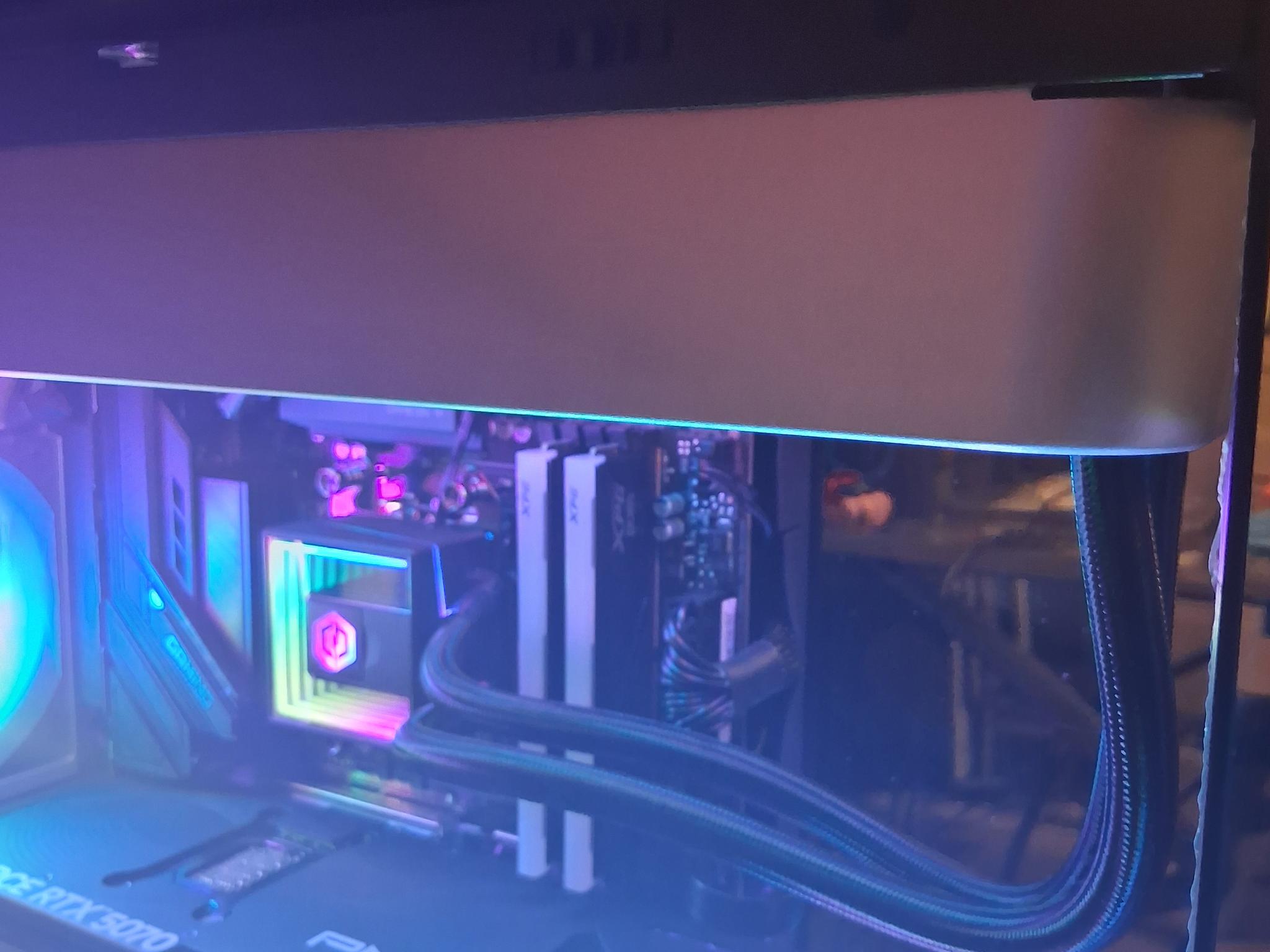 BAREBONES GAMING DESKTOP Integrated GFX and PCIE 5.0 GPU SLOT 7800x3D, 32GB RAM, 2TB M.2 NVME SSD