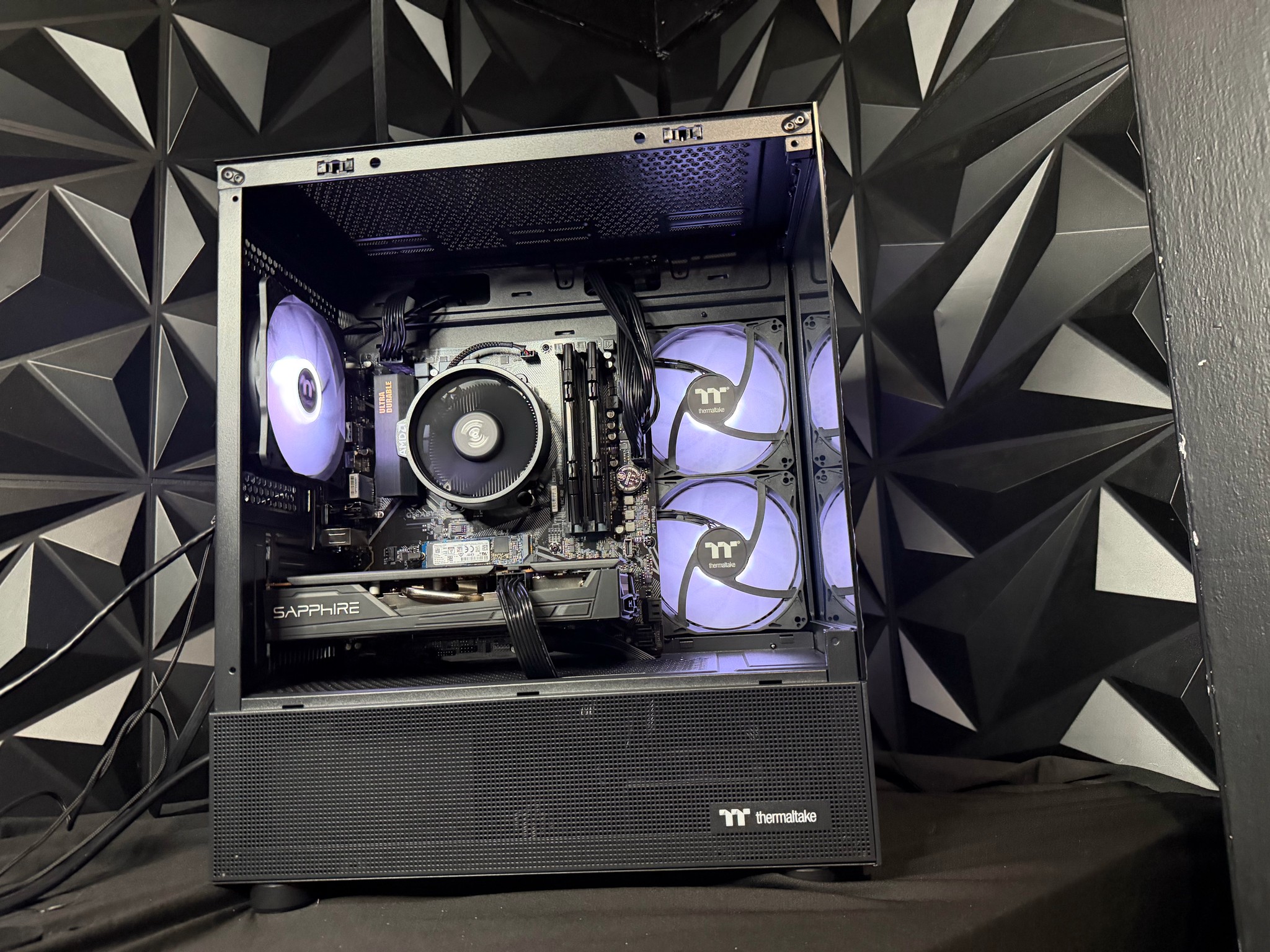 💸🎮 THE BUDGET BOOMER 🎮💸Ryzen 5 5500| RX 5600XT| 16 GB DDR5| 500GB NVMe| 650W PSU