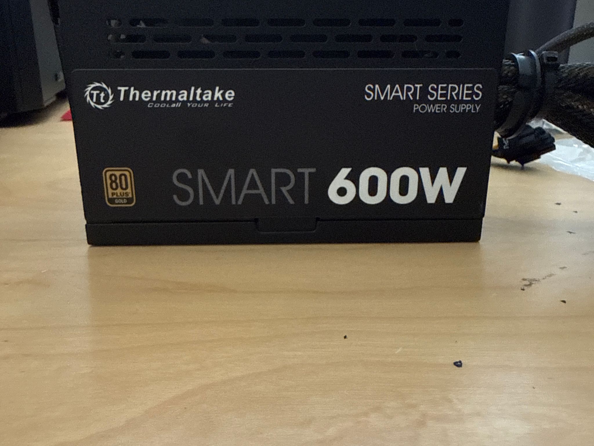 Thermaltake smart 600w power supply