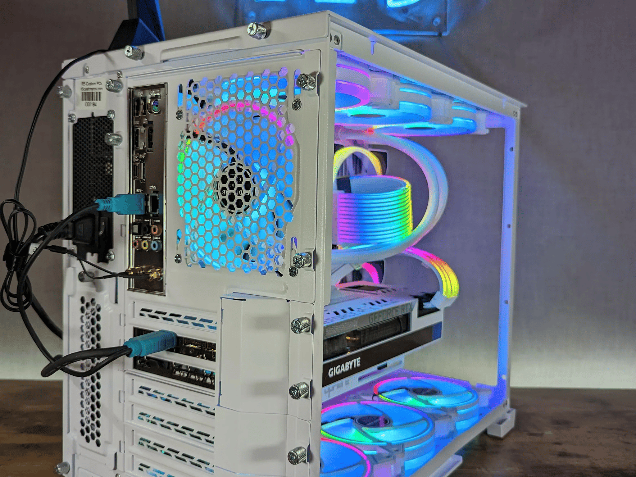 RTX 3090 // i7 13700K // 32GB 5400mhz DDR5 // 3.5TB Gen4 NVMe // WiFi