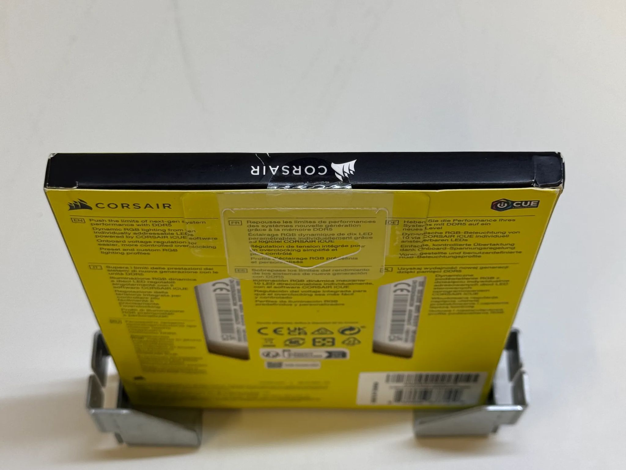 BNIB 32GB (16x2) DDR5 6000 CL30 White ARGB Corsair Vengeance