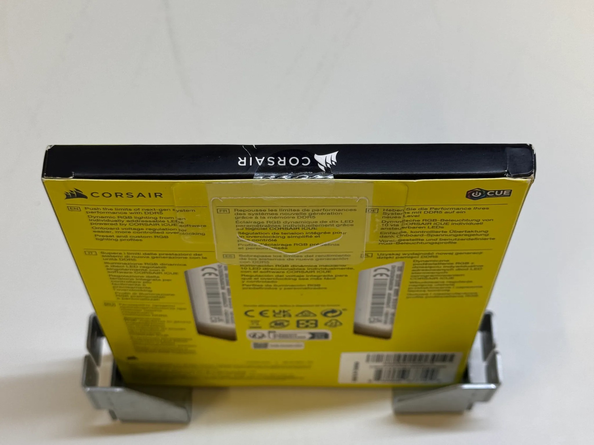 BNIB 32GB (16x2) DDR5 6000 CL30 White ARGB Corsair Vengeance