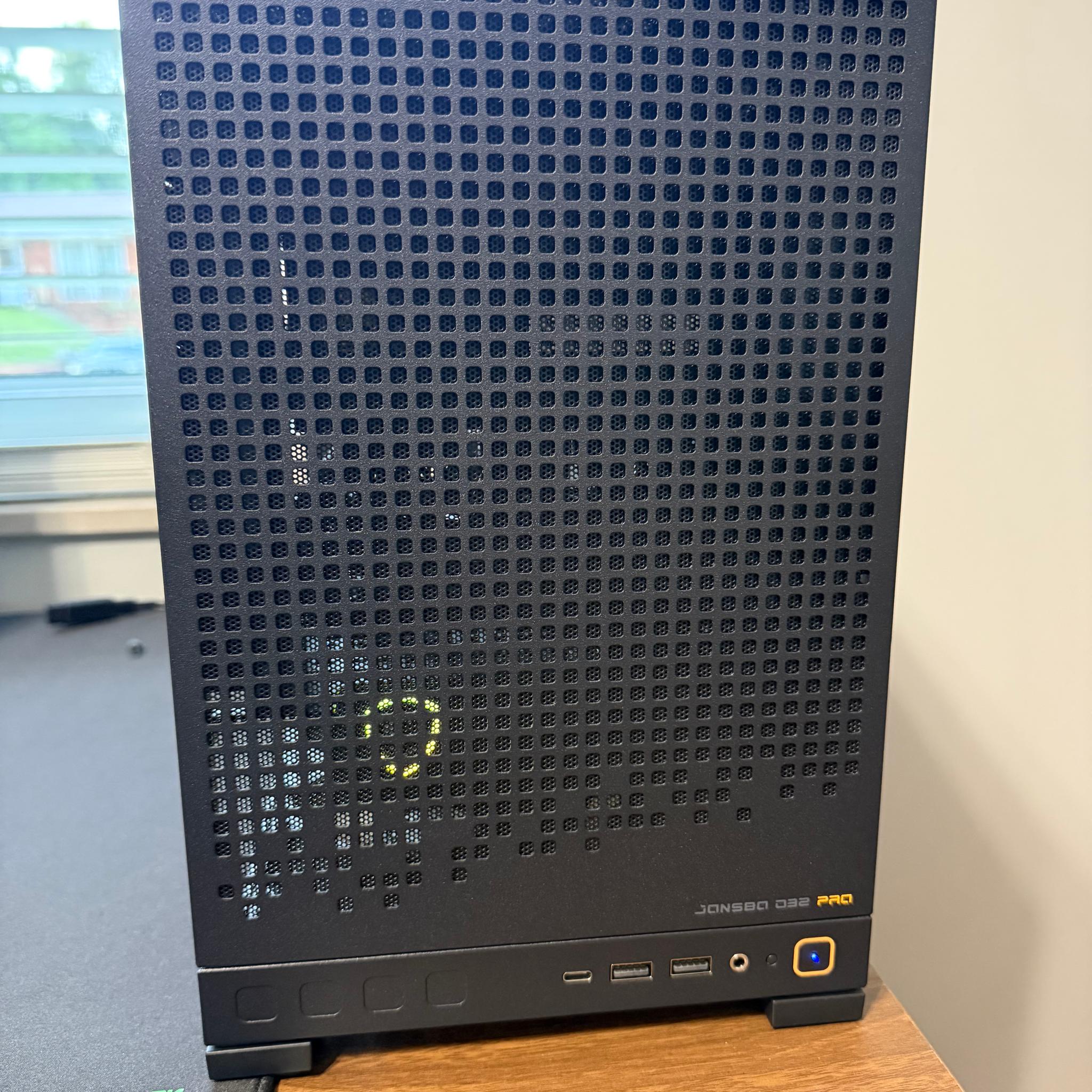 Brand New Custom Gaming PC – Ryzen 9 9900X3D + RTX 5070