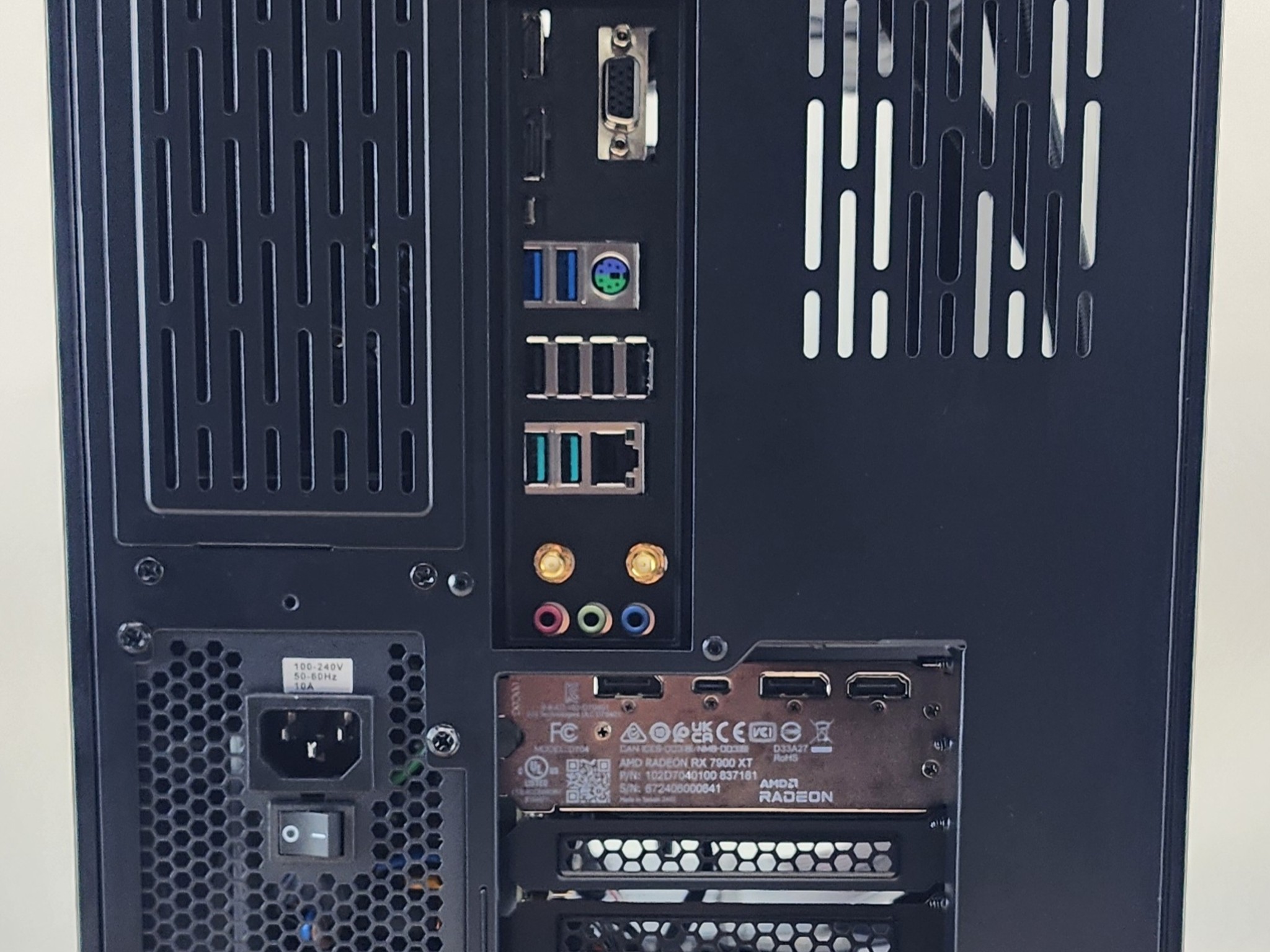 Gaming PC Ryzen 7 7800X3D 32GB RAM 1TB SSD RX 7900 XT 20GB Windows 11 Computer