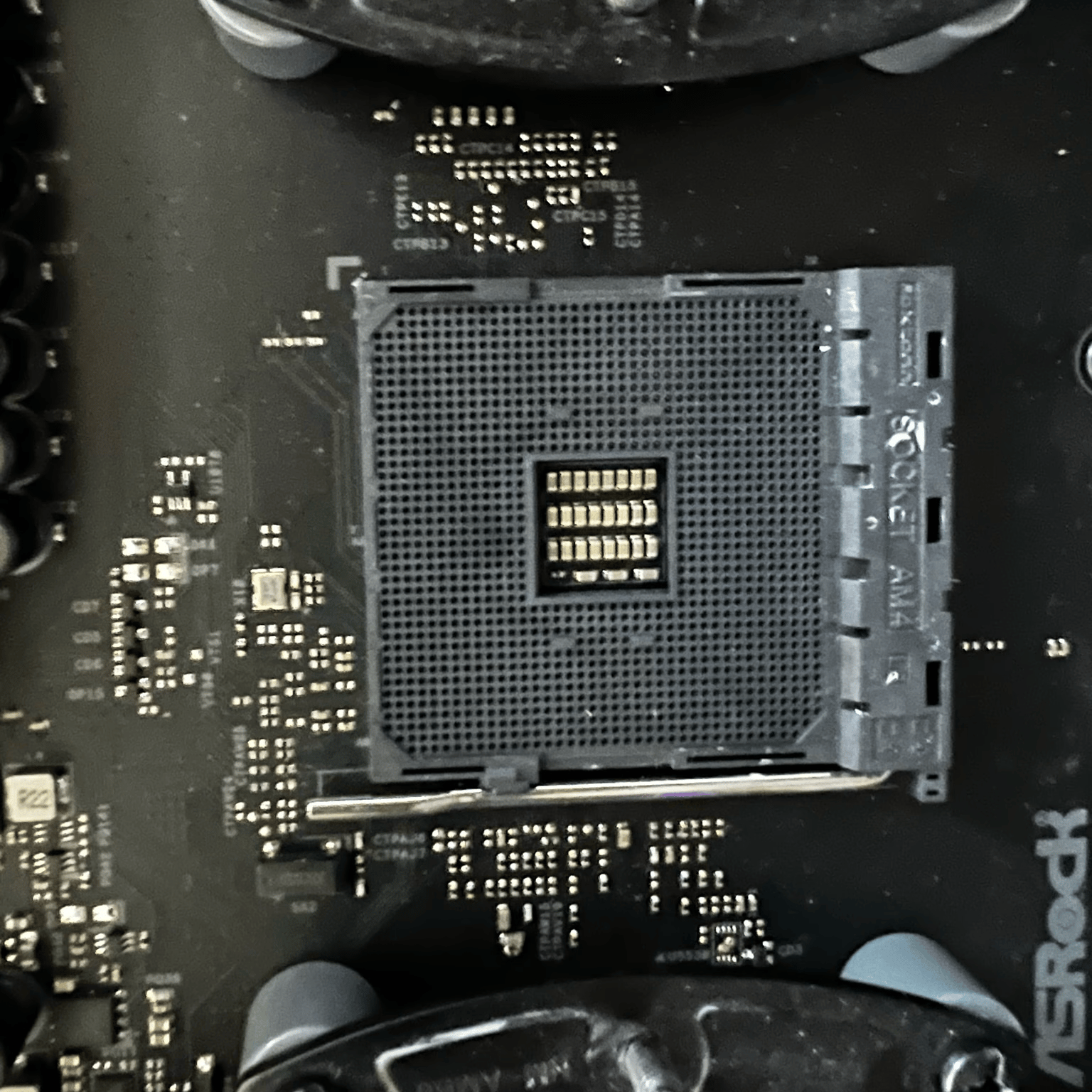 ASRock B550 Taichi AM4 Motherboard (READ DESCRIPTION)