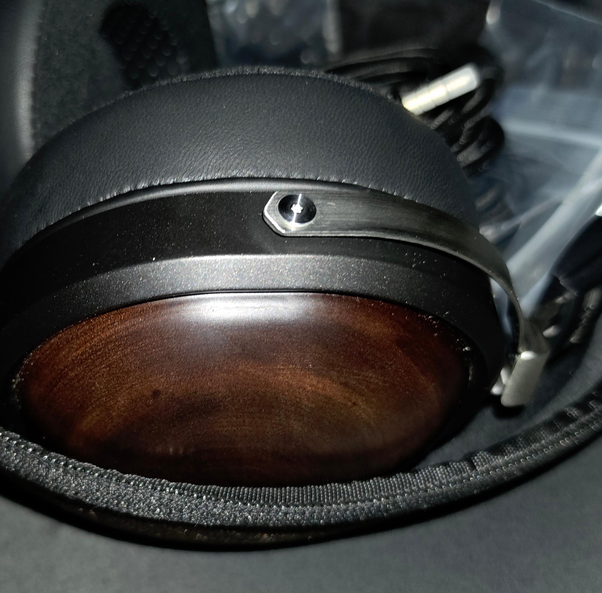 Fiio ft1 closed back headphones walnut with extra dekoni elite pads