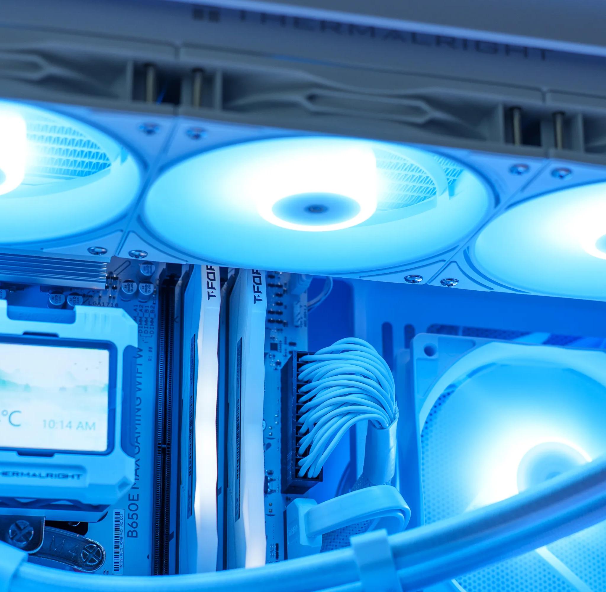 9800X3D/9070 XT All White Gaming PC | 32GB DDR5 | 2TB Samsung m.2 | 360 AIO