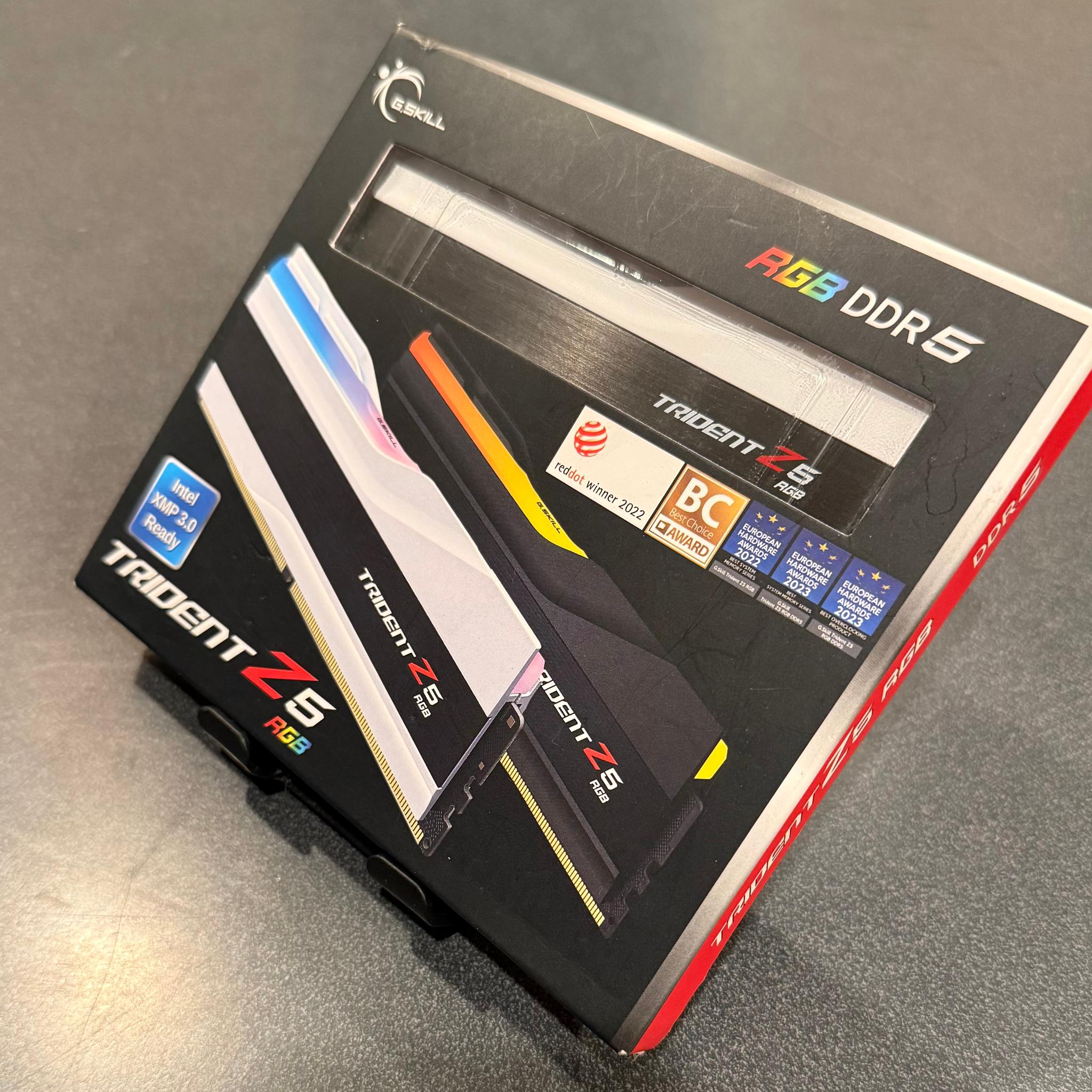 NEW 64GB 6400MHz CL32 White G.Skill Trident Z5 RGB (2x32GB) DDR5 RAM