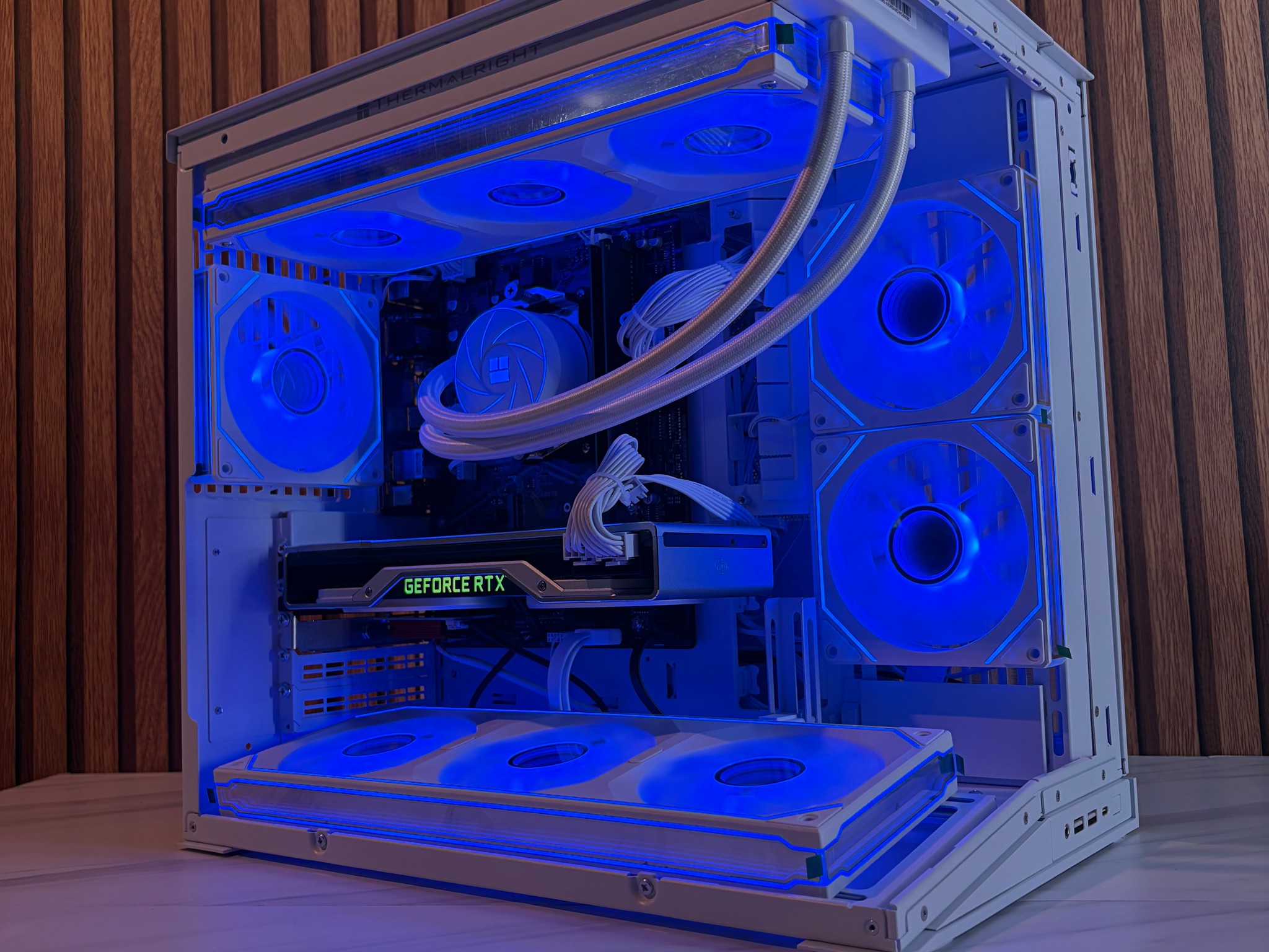 RTX 2070 SUPER | RYZEN 5 5500 | 16GB DDR4 | 500GB SSD | 360MM AIO | 600W