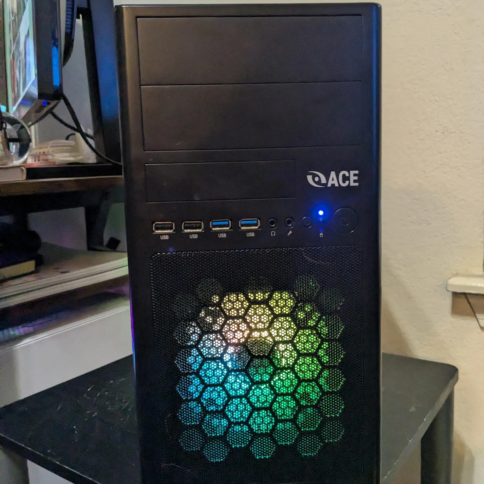 120 FPS Fortnite | 180 Day Warranty | e3-1231v3, 16GB RAM, RX 470 4GB, 400GB SSD, Win10, Wifi, RGB