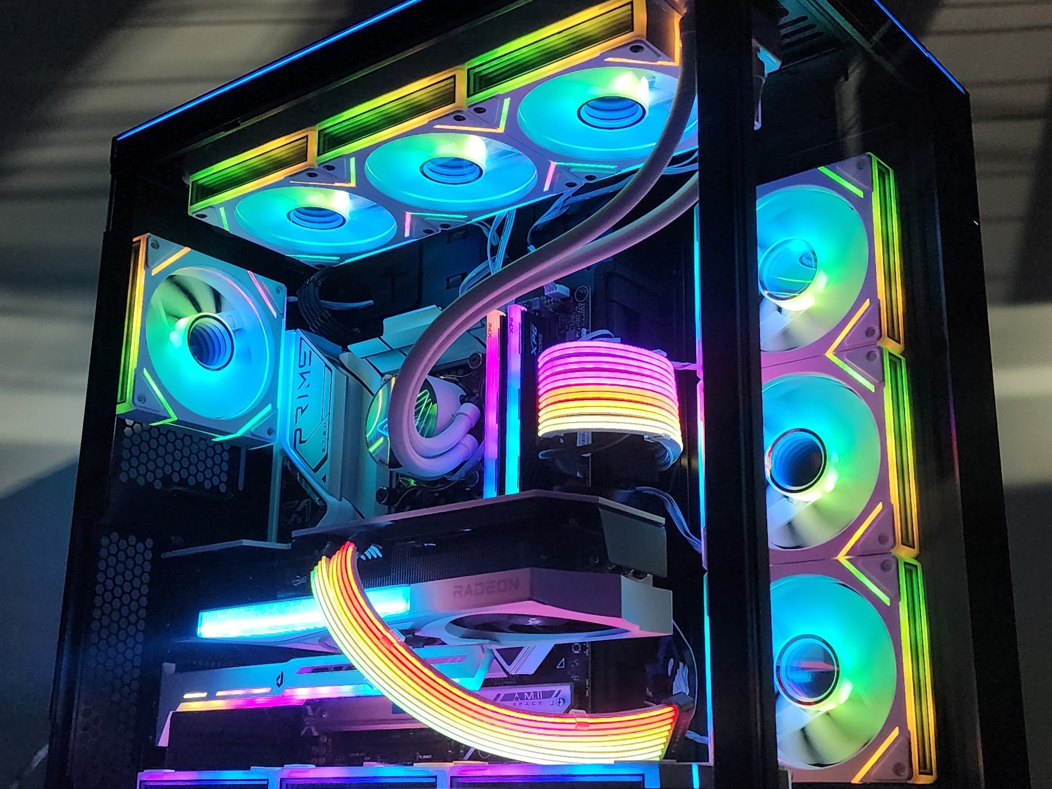 Gaming PC i9-14900K 32GB RAM 2TB SSD RX 9070 XT 16GB Windows 11 Computer