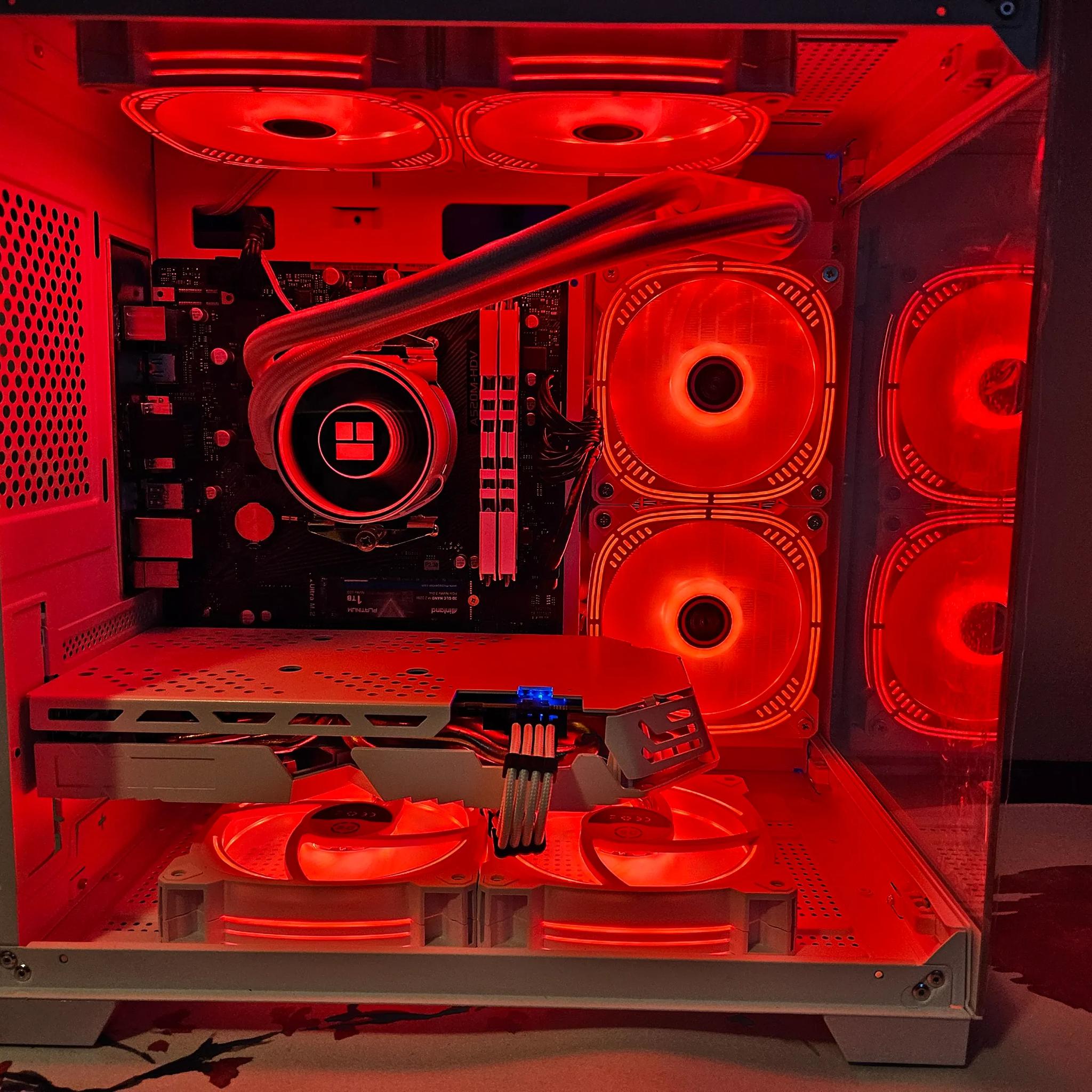 Artic Beast liquid cooled rig Ryzen 5 / 32GB RAM / 1TB SSD / RX6600