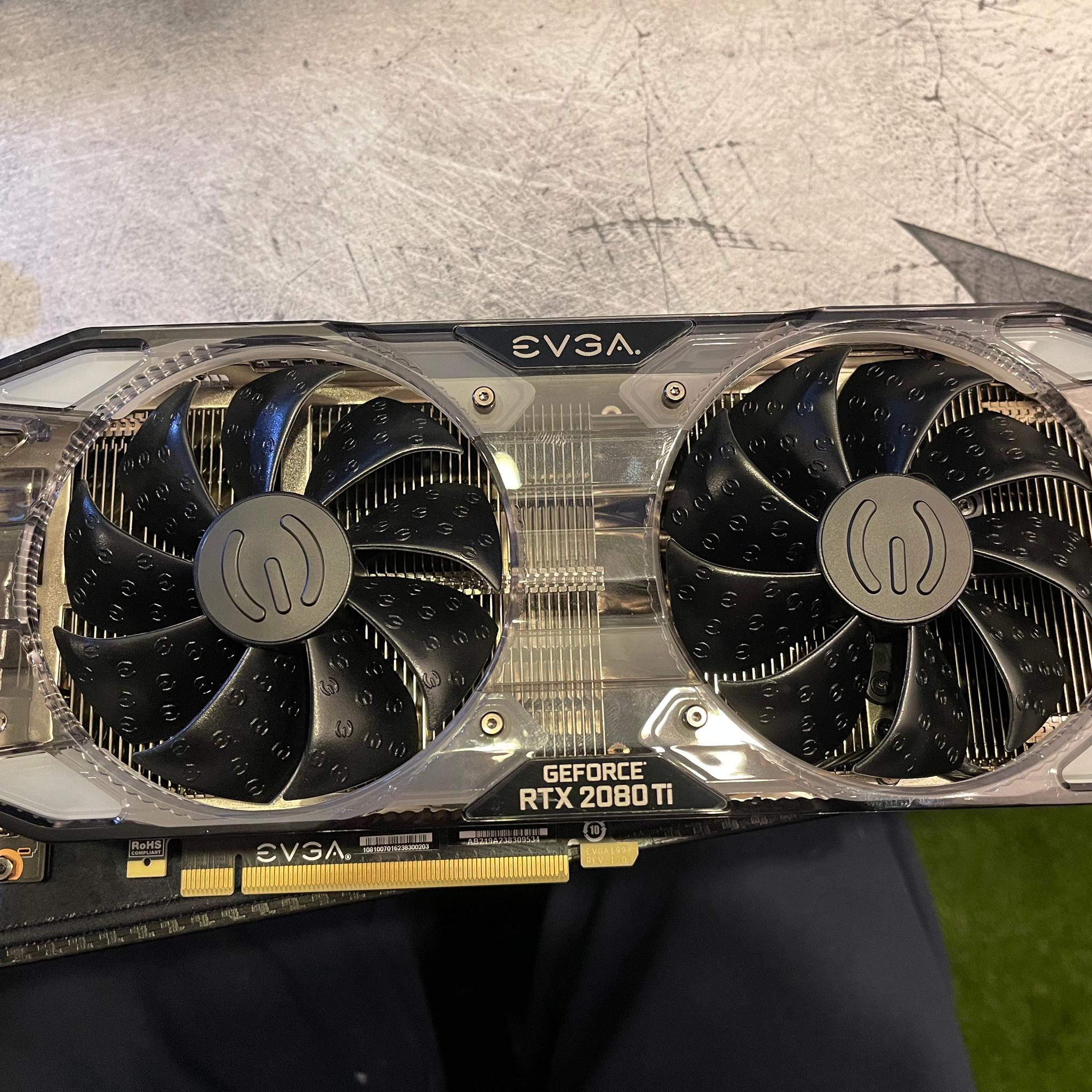 EVGA GeForce RTX 2080 Ti XC ULTRA GAMING