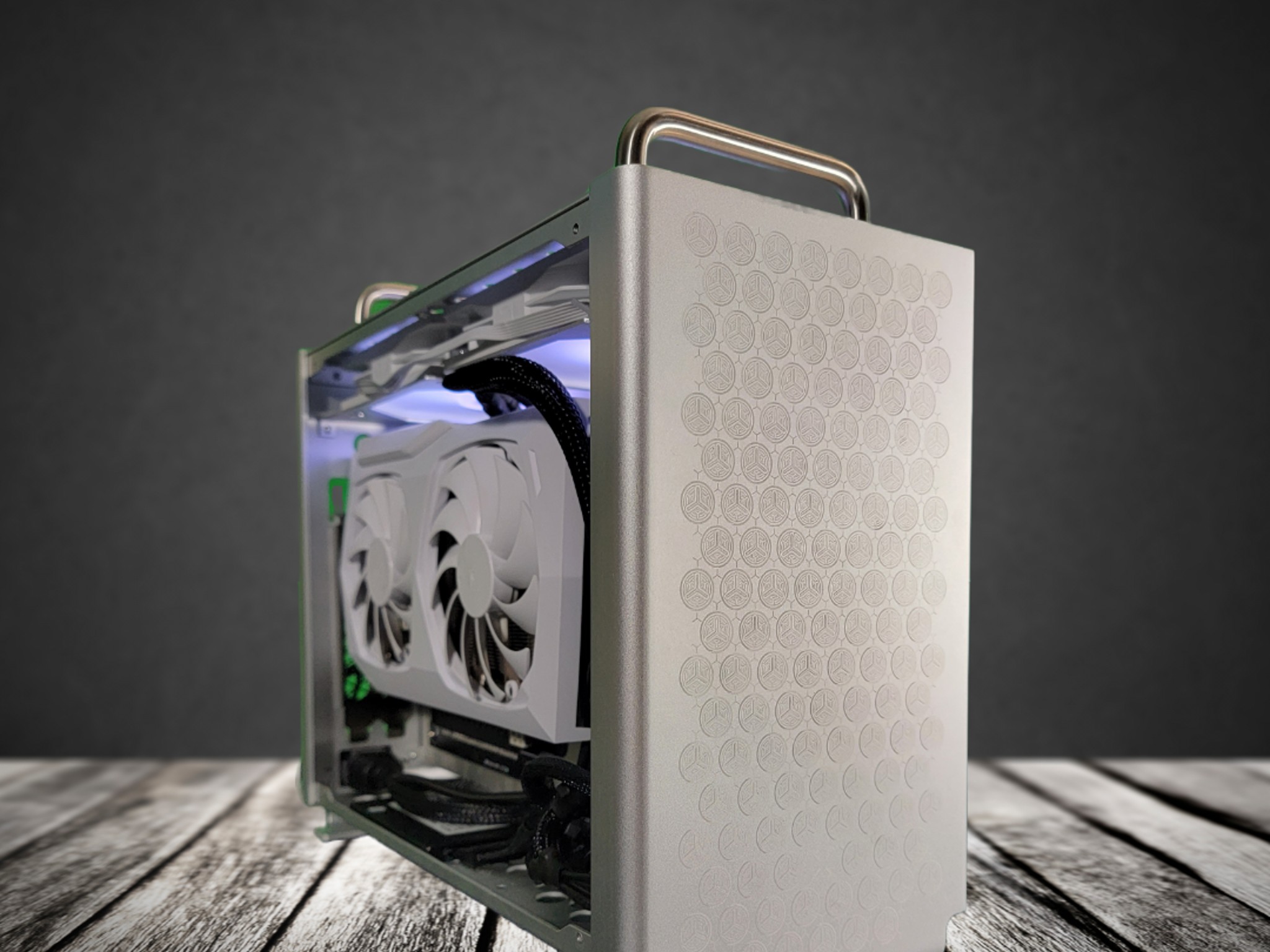 Frosty: Midrange ITX Gaming PC (Ryzen 5 3600, RTX 3060 12gb, 16gb DDR4, 512gb nvme+1tb ssd)