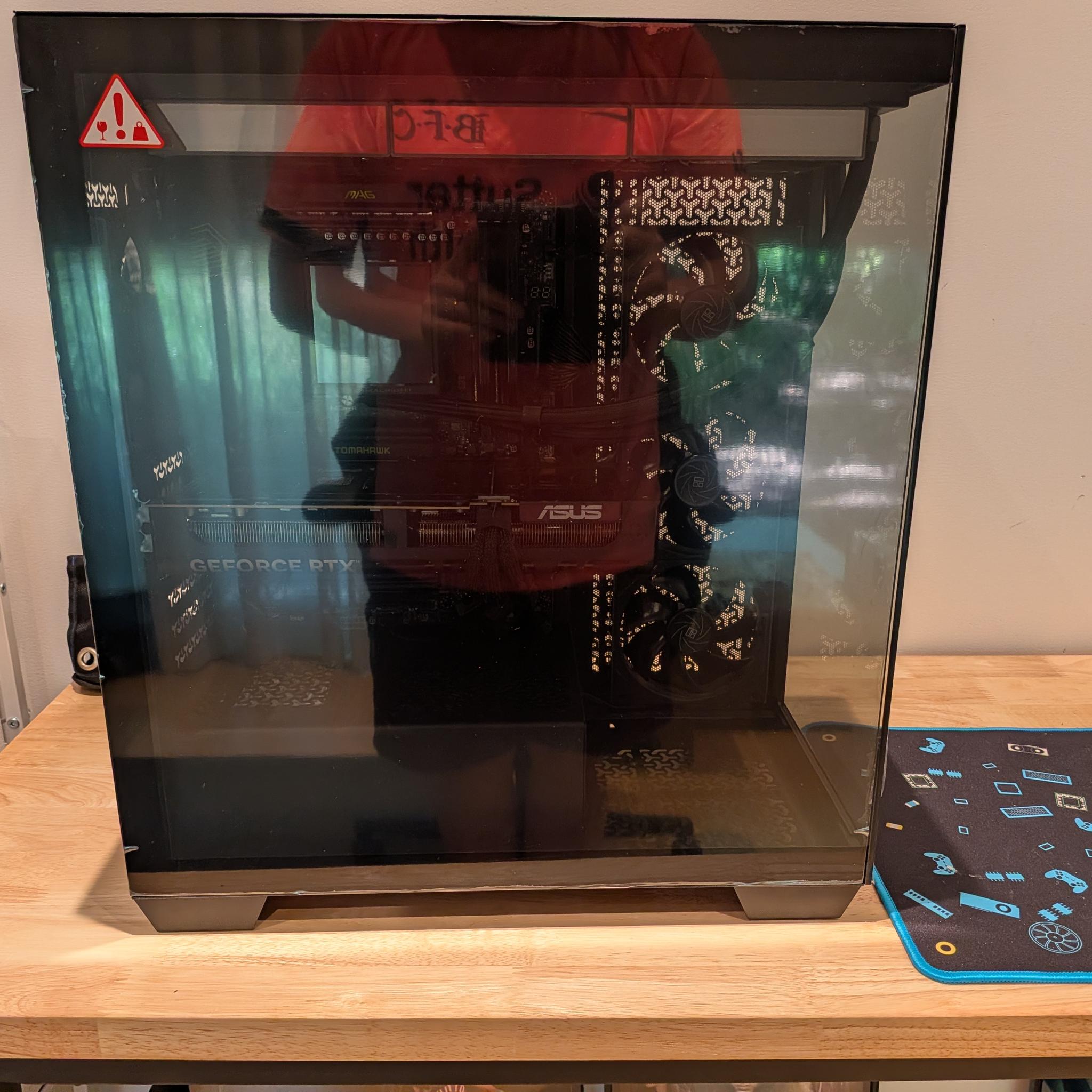 4K Elden Lord - RTX 5070 Ti, Ryzen 7 7800X3D, 32 GB DDR5 RAM, 2 TB Gen 4 NVME, Liquid Cooled, RGB
