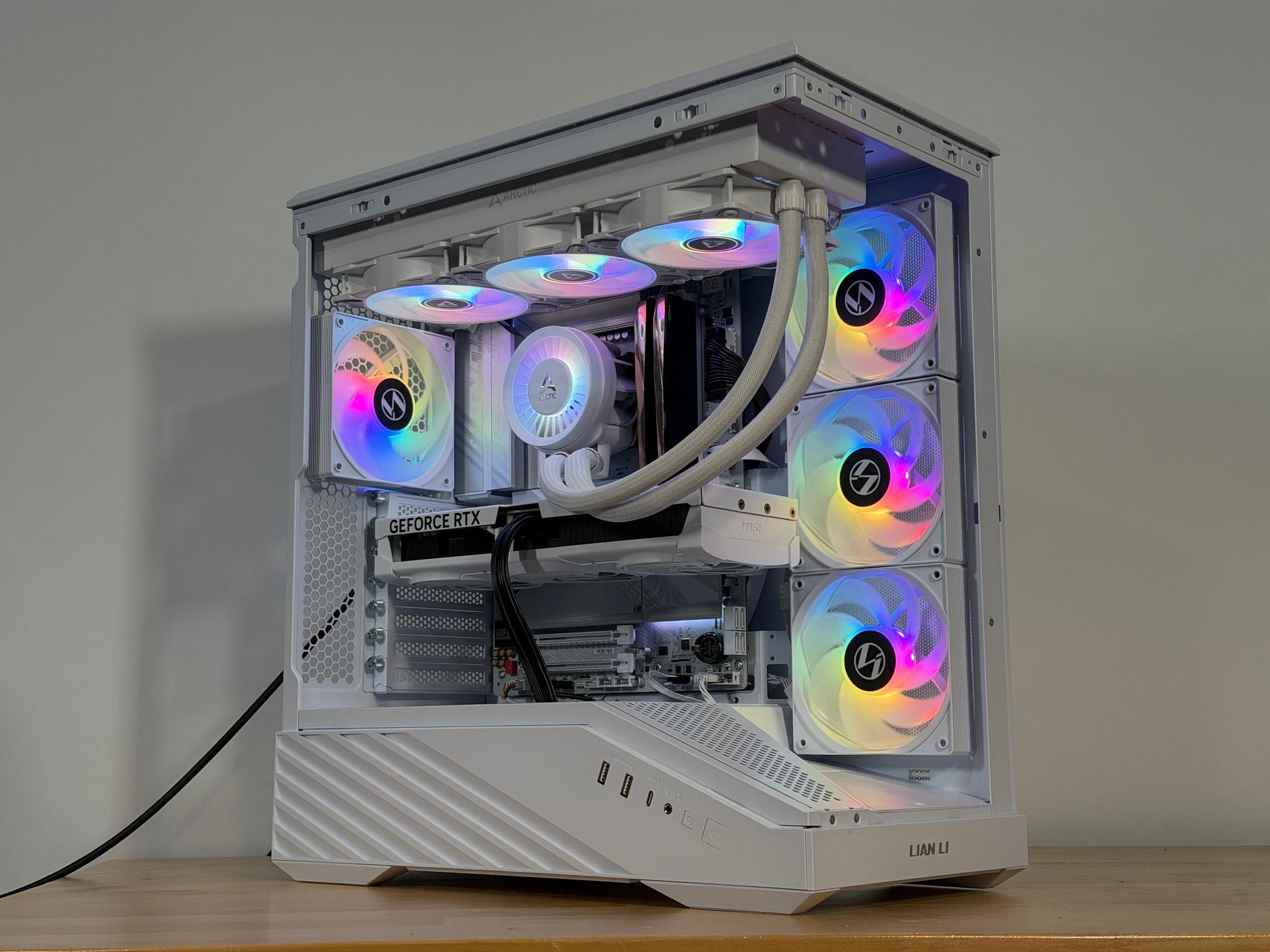 GeForce RTX 5080 Core Ultra 7 270K Plus Gaming and Streaming PC