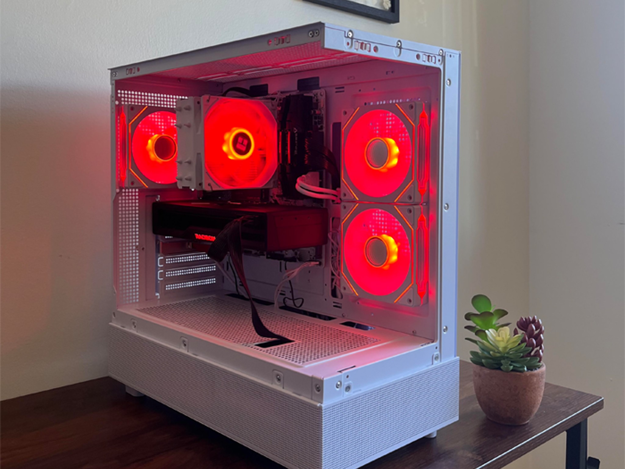 White Night - 6800XT - 5600X - 32GB - 2TB SSD