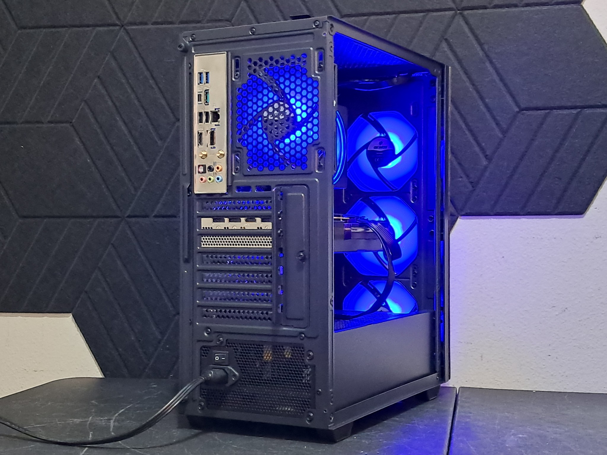 Ryzen/Arc Gaming PC | Full PCIe 4.0 | 16GB DDR4 | 750GB SSD | WiFi