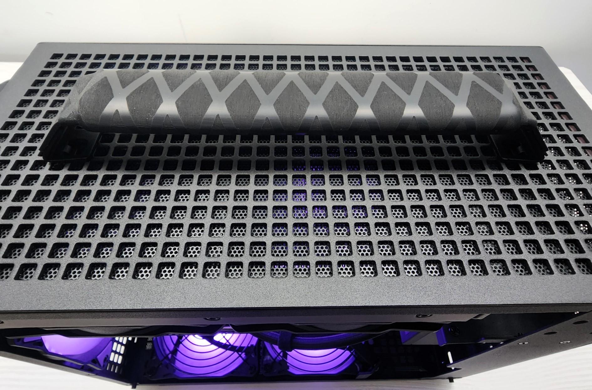 Custom Lunchbox Gaming PC - 14600KF/4070Ti Super w/ Custom Cushion Grip - READ DESCRIPTION!!!