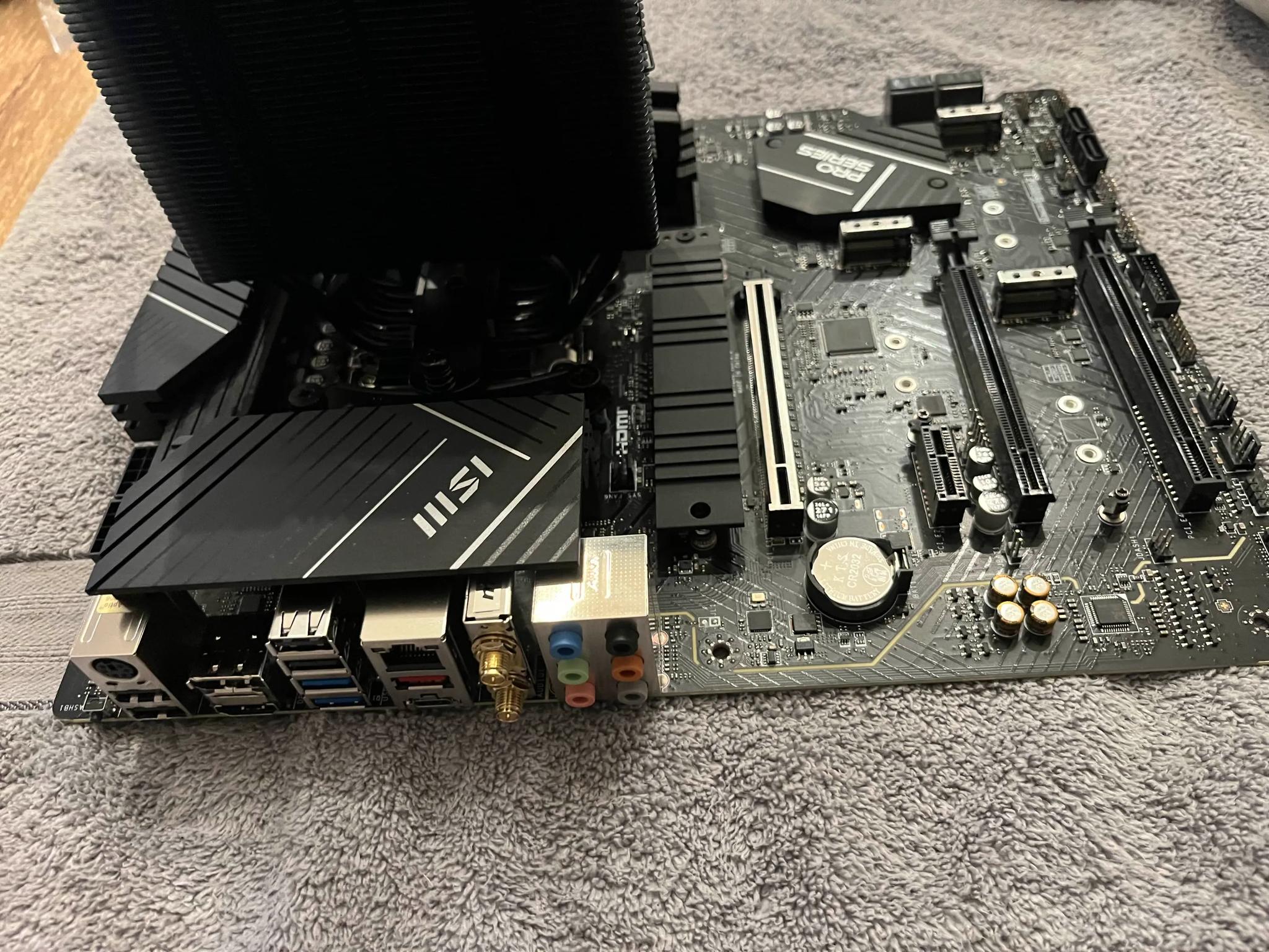 13600k / MSI mobo / DDR5 Ram / Noctua Cooler (Combo)