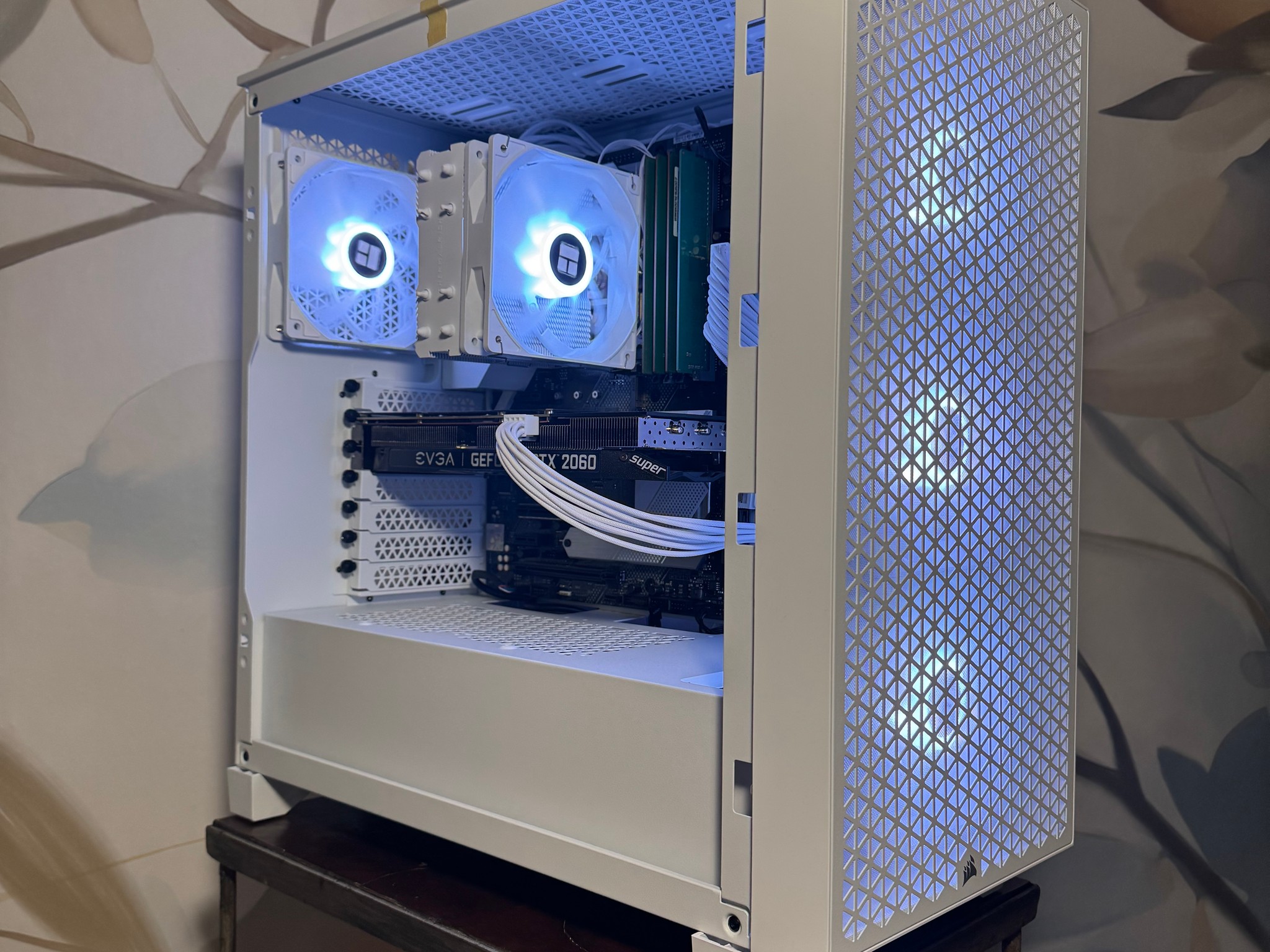 ❄️ Stormtrooper Build | RTX 2060 Super | i5-8400 | 32GB RAM | 1.5TB PC
