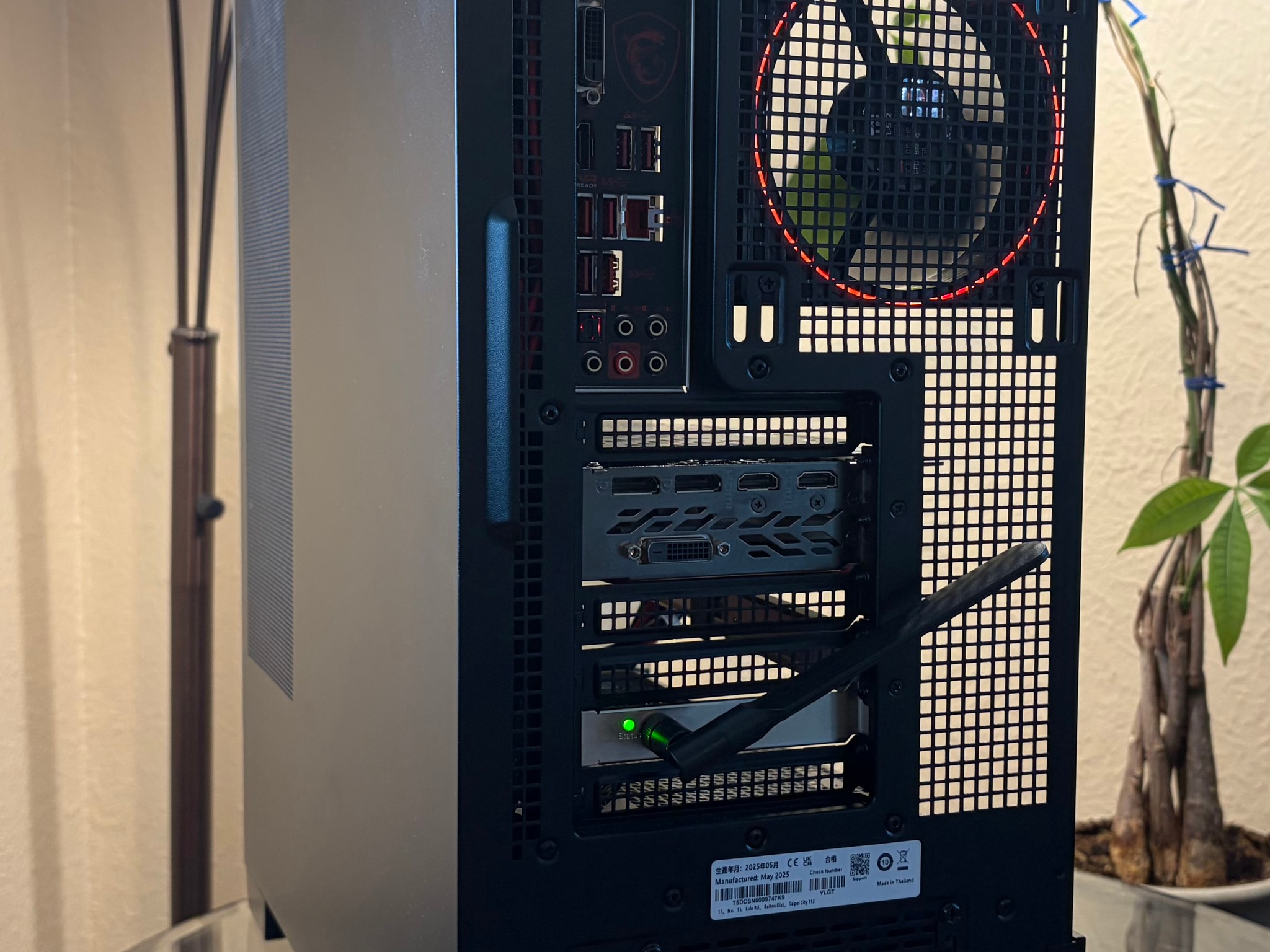 Black/Red Gaming PC - GTX 1080 Ti | Ryzen 5 5500 | 16gb RAM | 512gb NVMe | Windows 11 | WiFi + BT