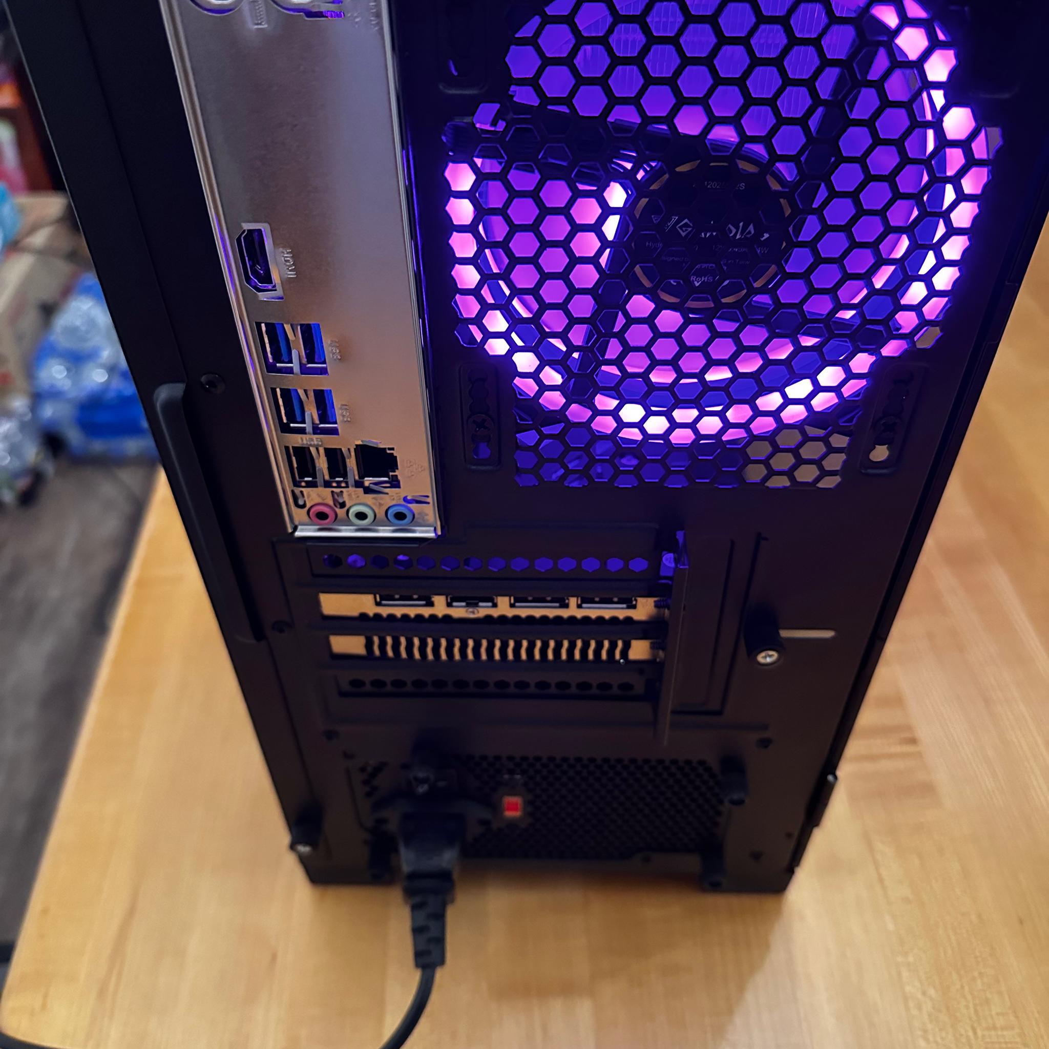 ⚫️ 🥷 🐈‍⬛ | RX 5700xt, Ryzen 5 3500x, 1tb SSD, 16gb DDR4, WiFi Equipped Streaming/Gaming PC