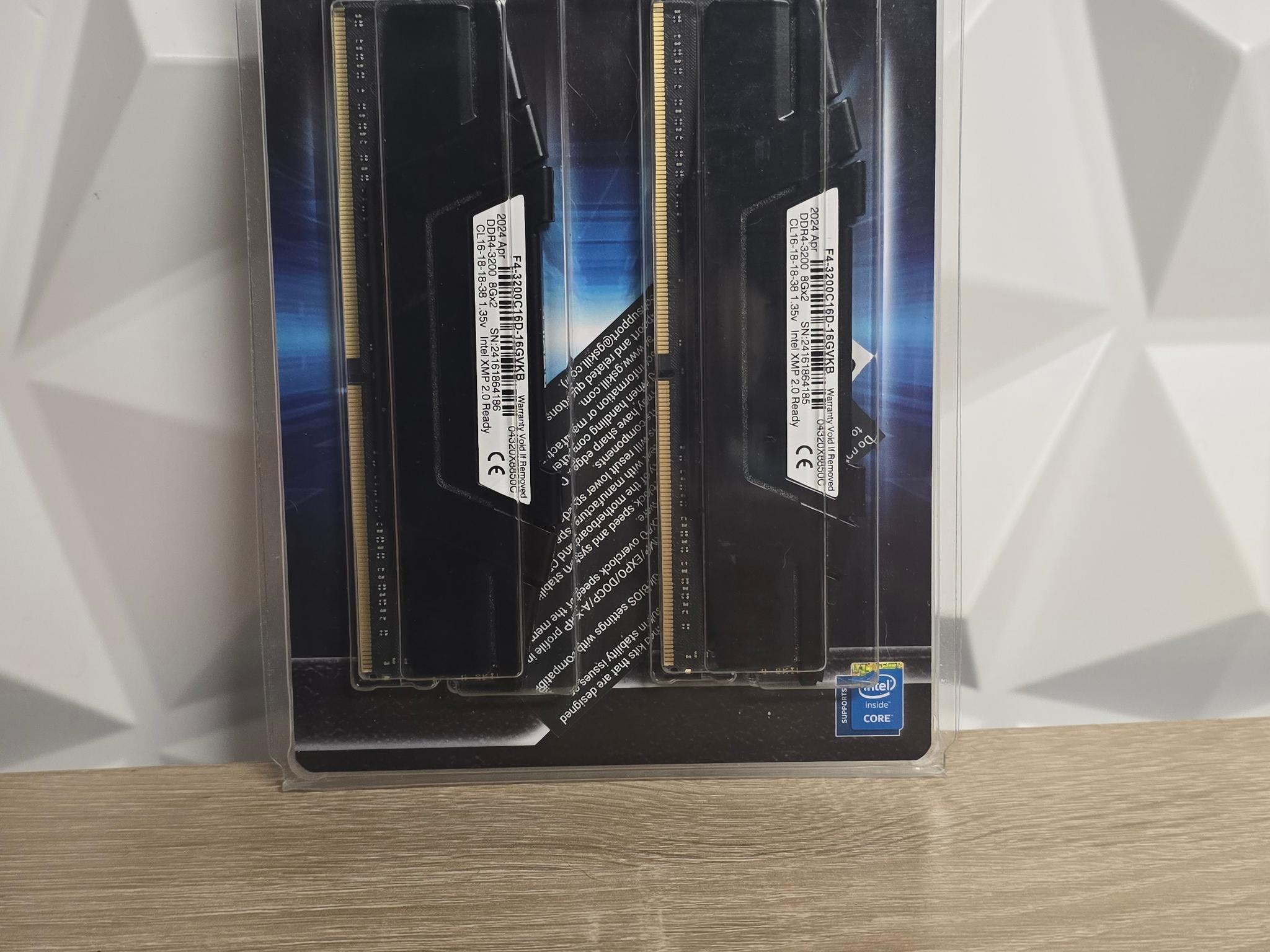 XFX RX 6750XT Speedster QICK 319 *Free 16 GB of Ram included !*