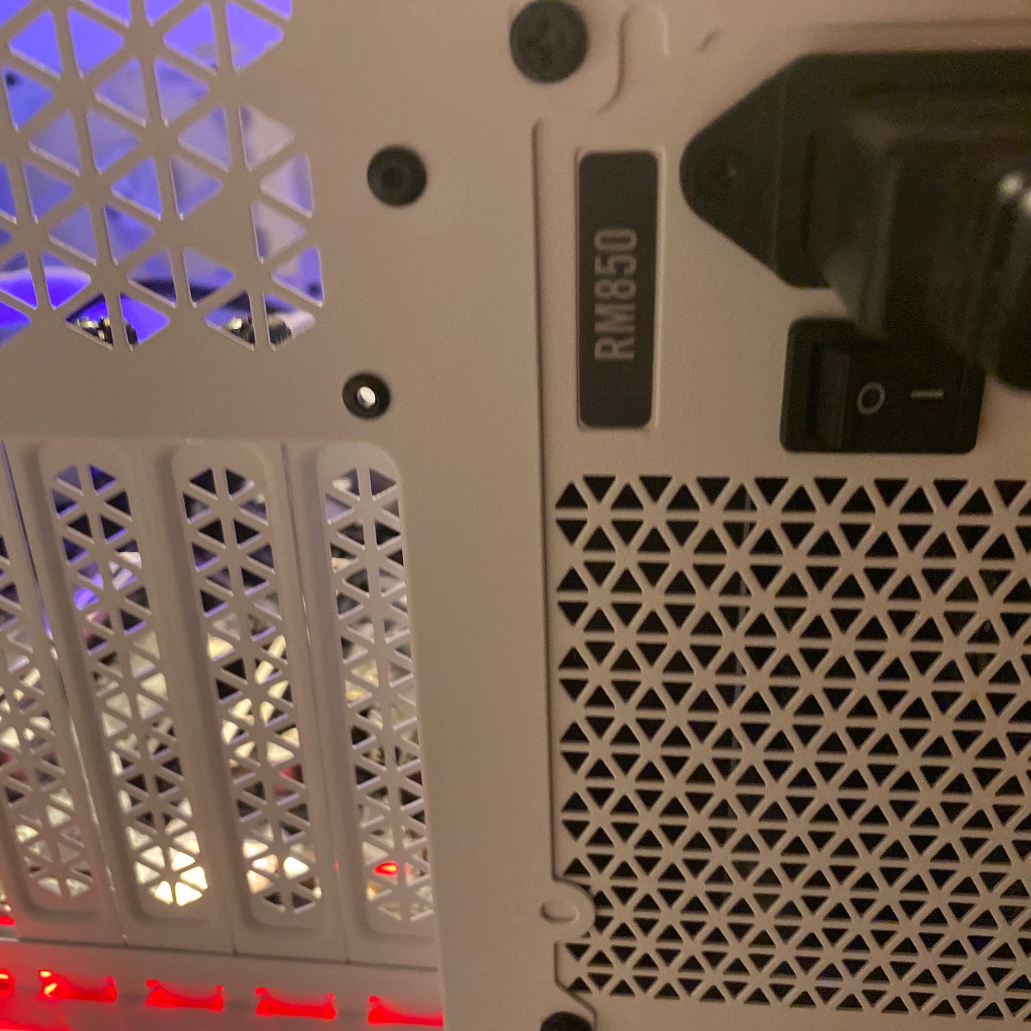 i7-9700F 16GB RAM 850w PSU