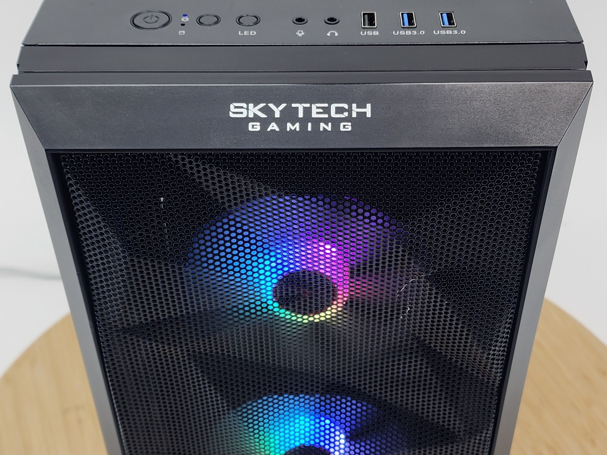 Gaming PC Ryzen 9 5950X 32GB RAM 2TB SSD RX 7600 XT 16GB Windows 11 Computer