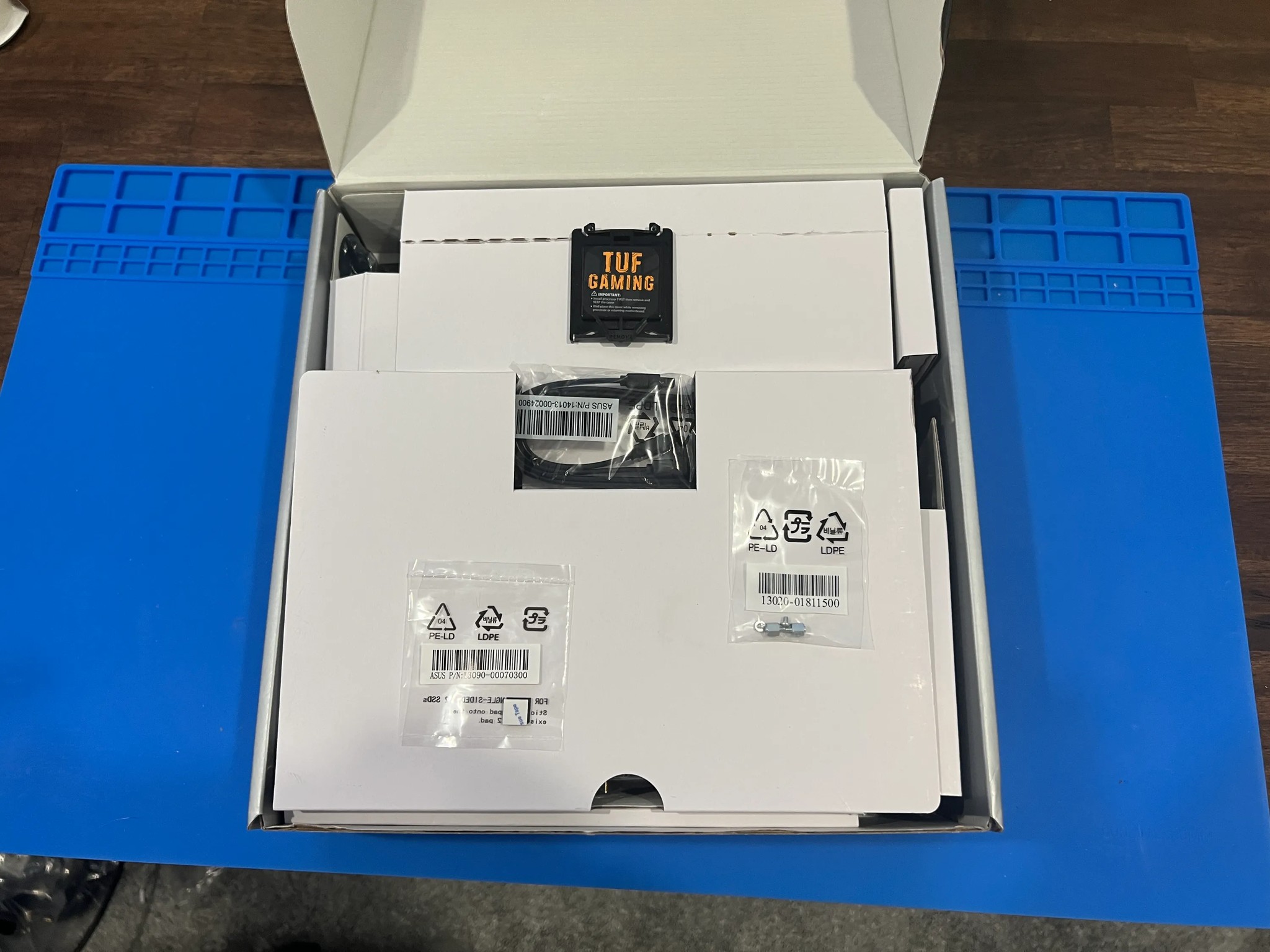 ASUS TUF GAMING B560M-PLUS WIFI Motherboard w/ INTEL CORE I7-11700K