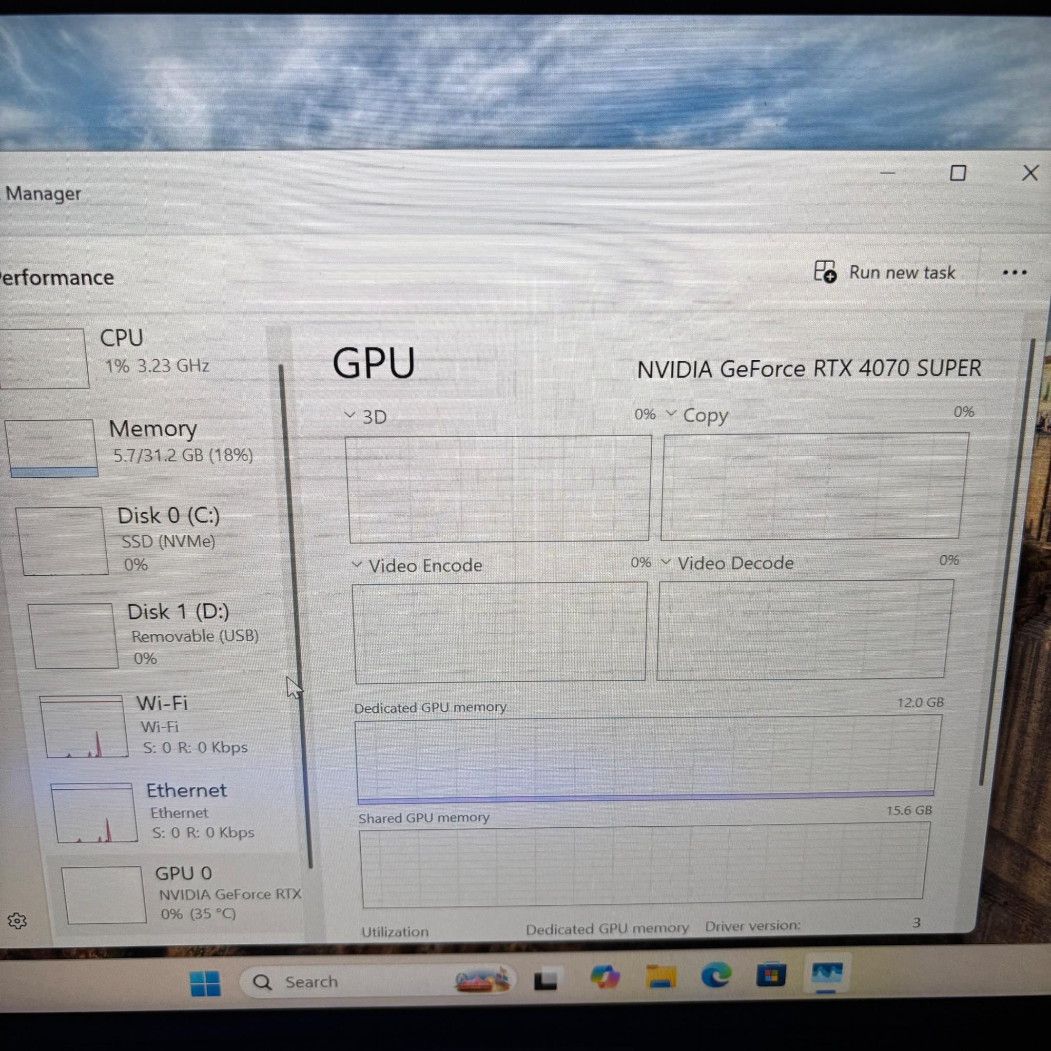 Ryzen 9 7900X + RTX 4070 Super + 4TB 990 PRO + 32GB DDR5 7000mhz + x670e MoBo + Corsair 1000w PSU