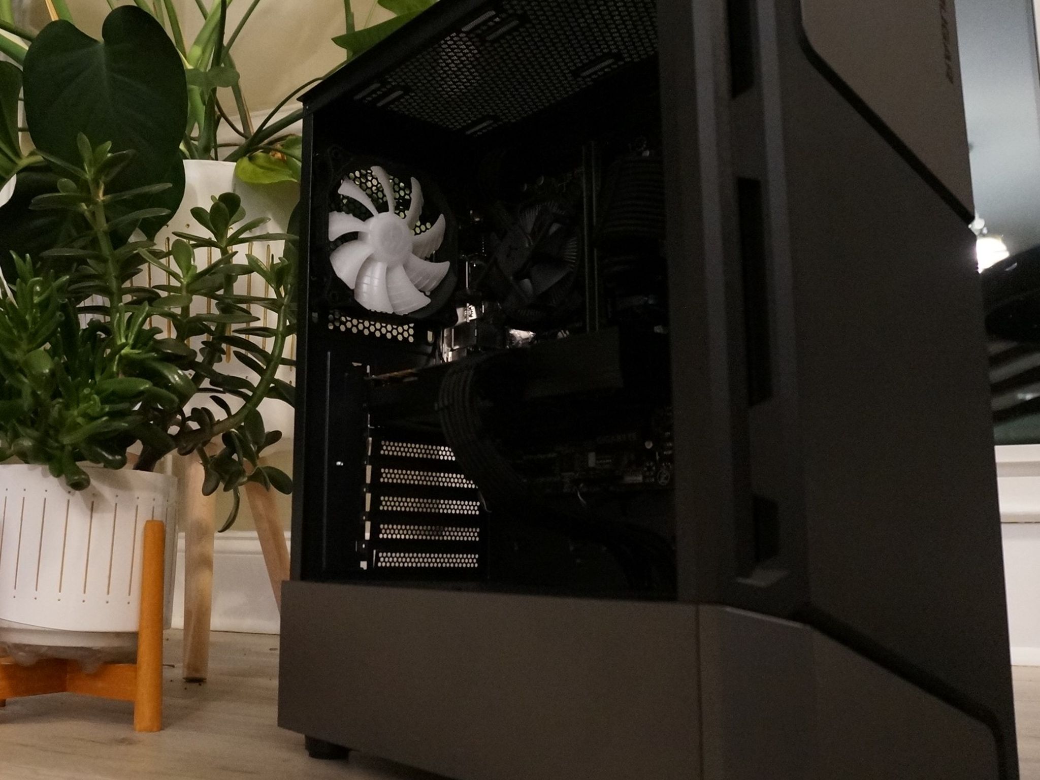 🔥🔥SALE | FREE SHIPPING | GEFORCE GTX 970 | INTEL I5 | 8GB RAM | 240GB SSD + 1TB HDD
