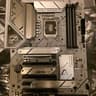 ASUS Z790 AYWWIFI W II + 13900 + 500GB NMVE INTEL DDR5 ATX PCIE 5.0
