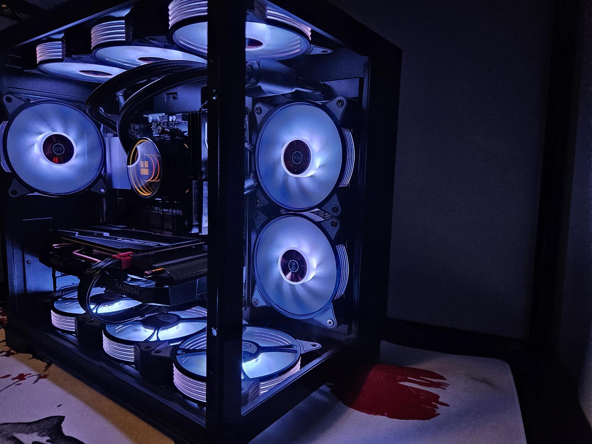 Dark Side Rig Ryzen 5 5600 X3D / 32GB / 2TB SSD / RX 6650 XT