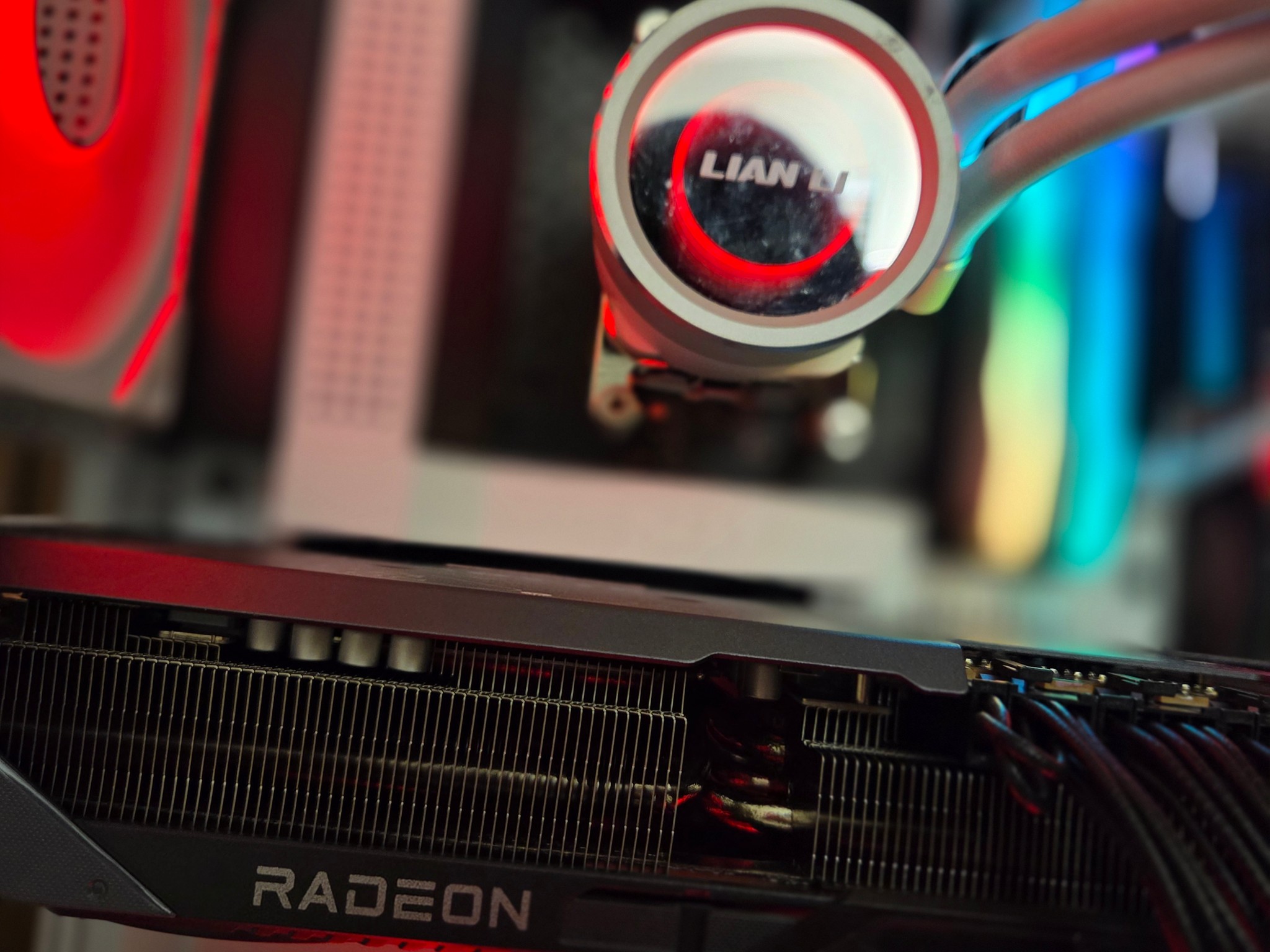 4K Gaming PC | Lian Li | 7800X3D | RX 9070XT 16GB | 32GB DDR5 | 2TB NVME |Wifi
