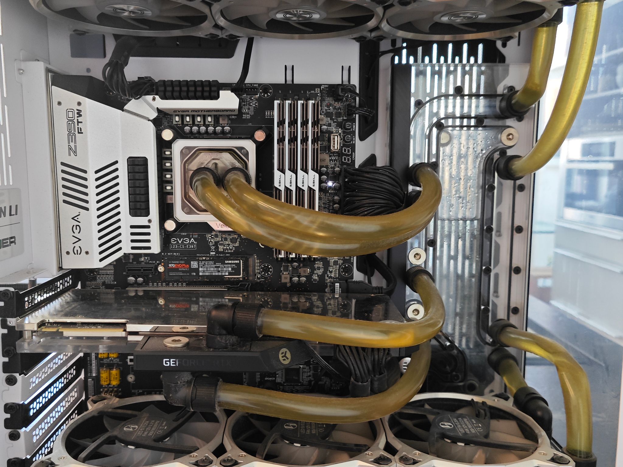 GeForce RTX 2080 Ti Custom Gaming PC - Core i9-9900K, 1TB NVMe SSD