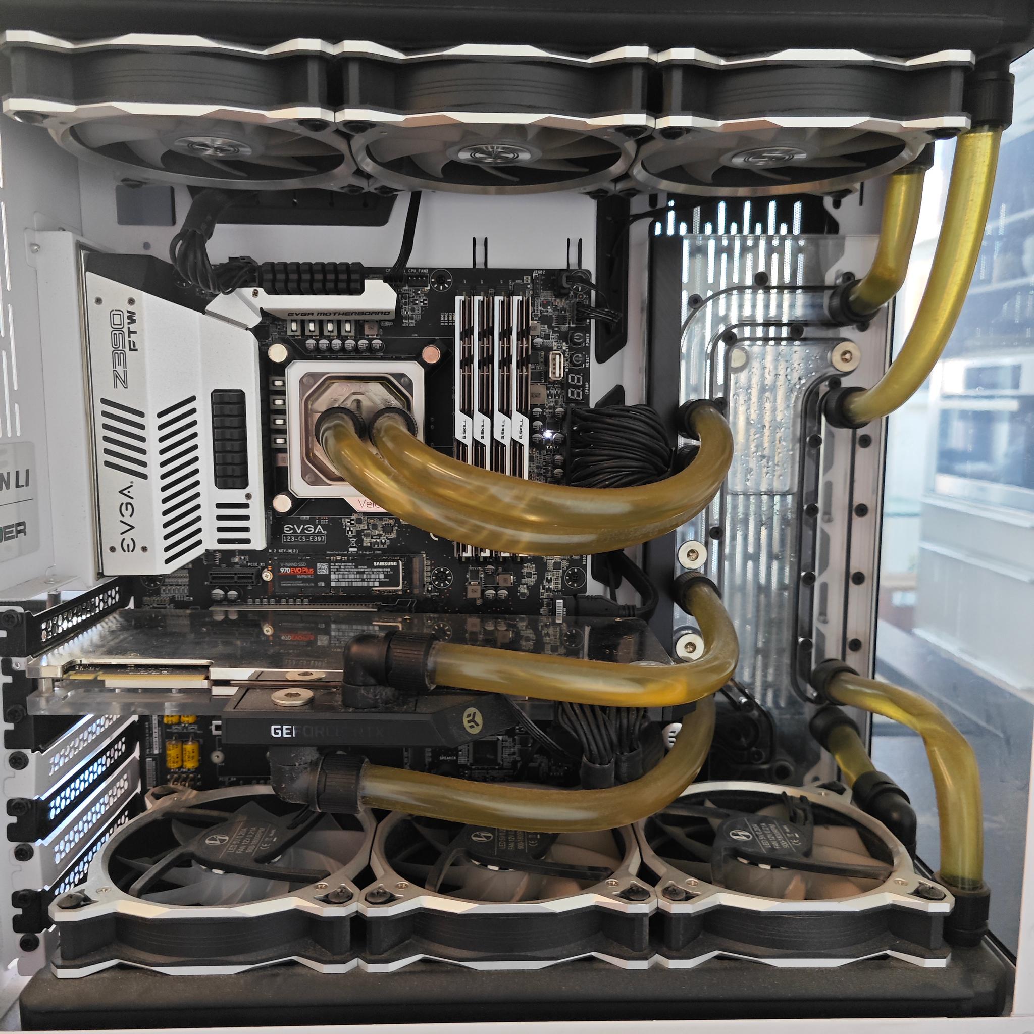GeForce RTX 2080 Ti Custom Gaming PC - Core i9-9900K, 1TB NVMe SSD