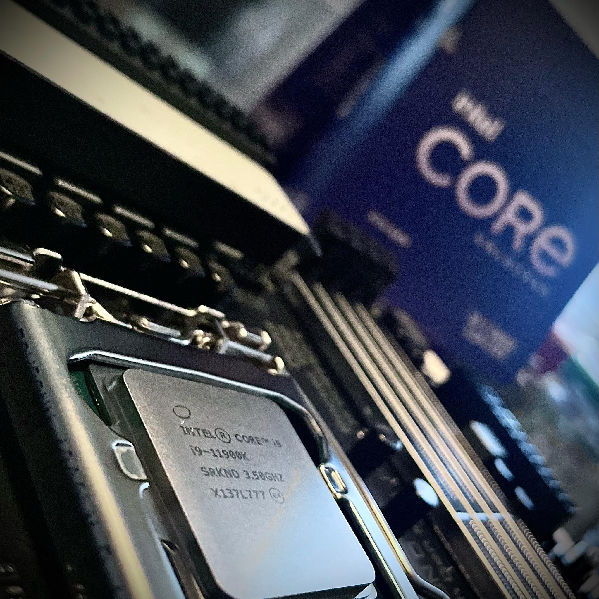 High-End Creator & Gaming PC - i9-11900K, Gigabyte Z590 Vision D, 64GB DDR4, 3TB SSD