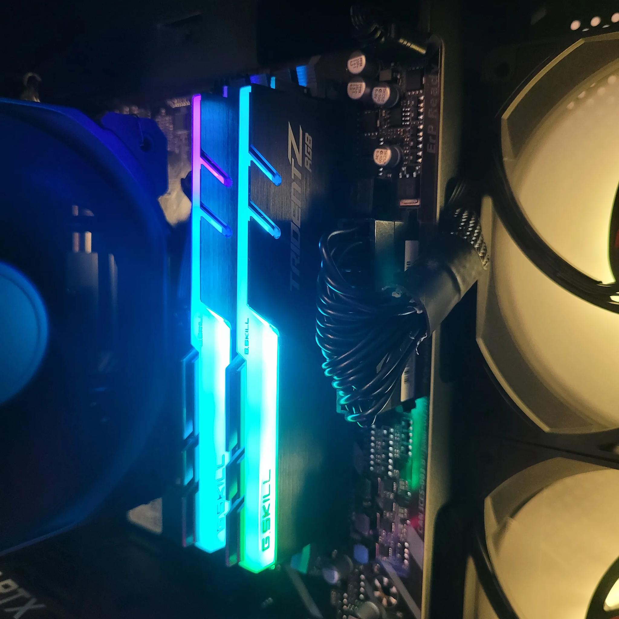 💣 TANK 💣 // Ryzen 7 5700x // RTX 3070 // 32GB DDR4 // 1TB NVME // WIFI + BT