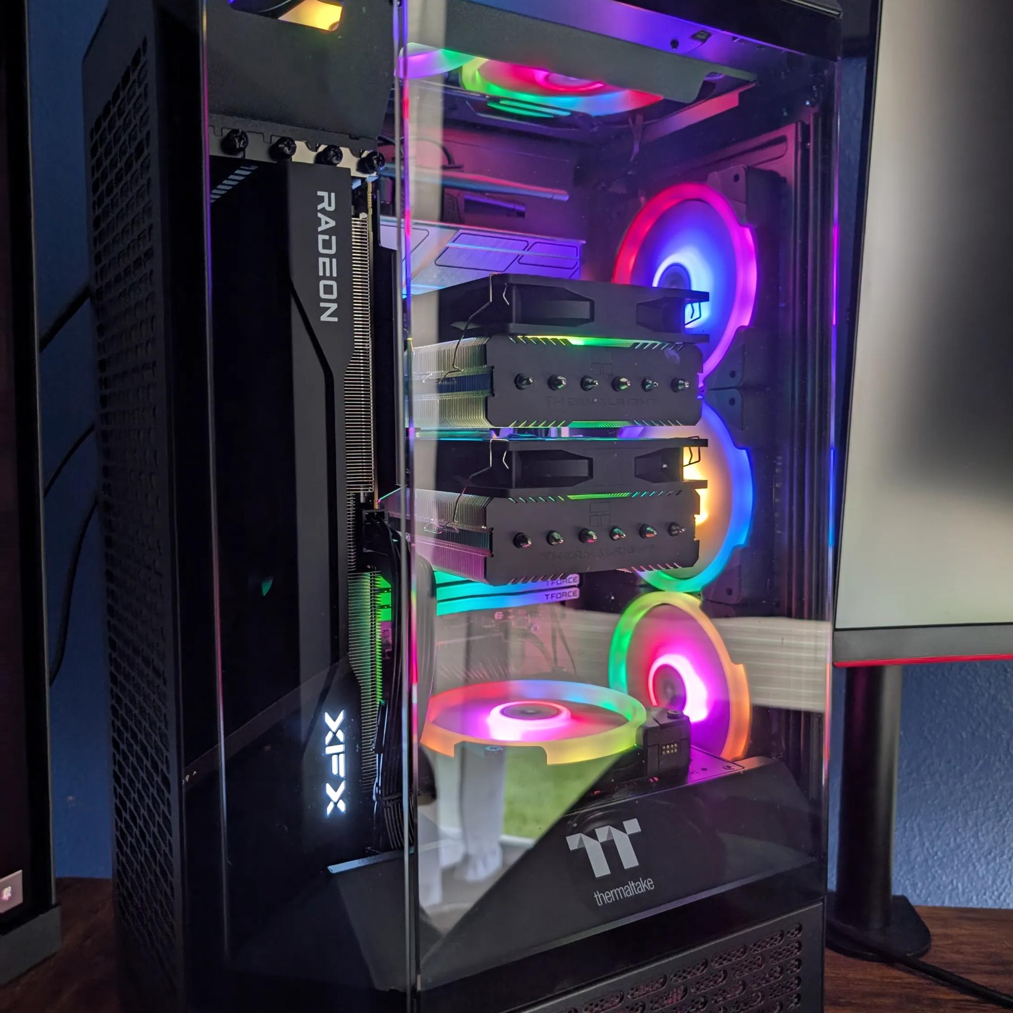 🍁Tower 300🍁 9060 XT 16GB + 5700X3D